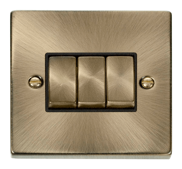VP ANT/BR INGOT 10A 3-GANG 2-WAY SW BK