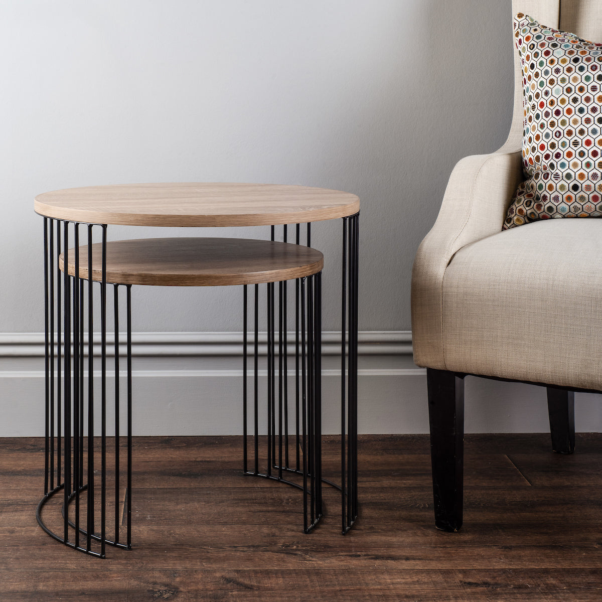 DRUM NEST 2X ROUND TABLES OAK STYLE VENEER