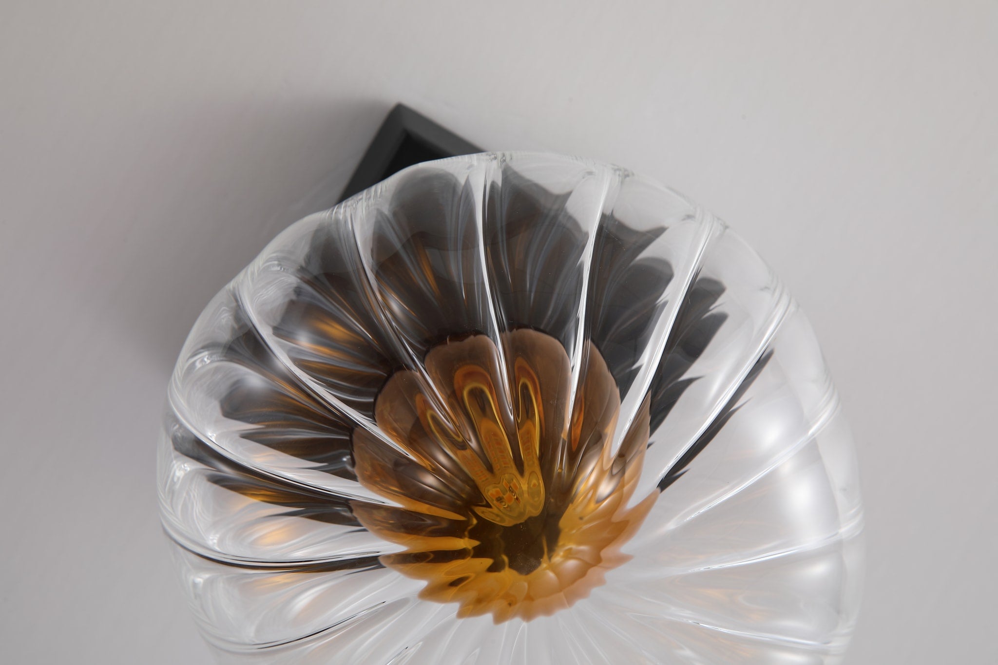 Sunbeam 1lt Wall Light, Clear and Amber Ribbed Glass