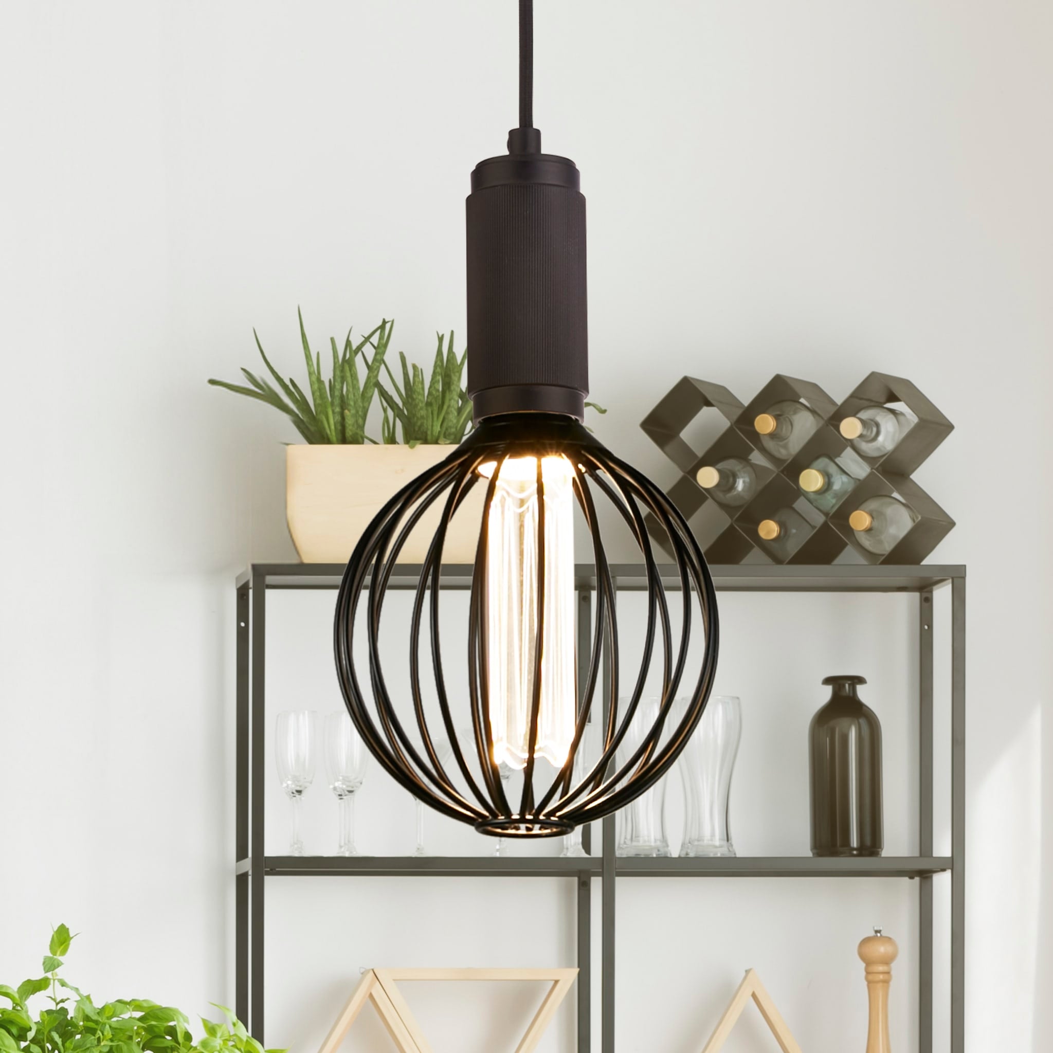 Globe Lamp - Black Metal