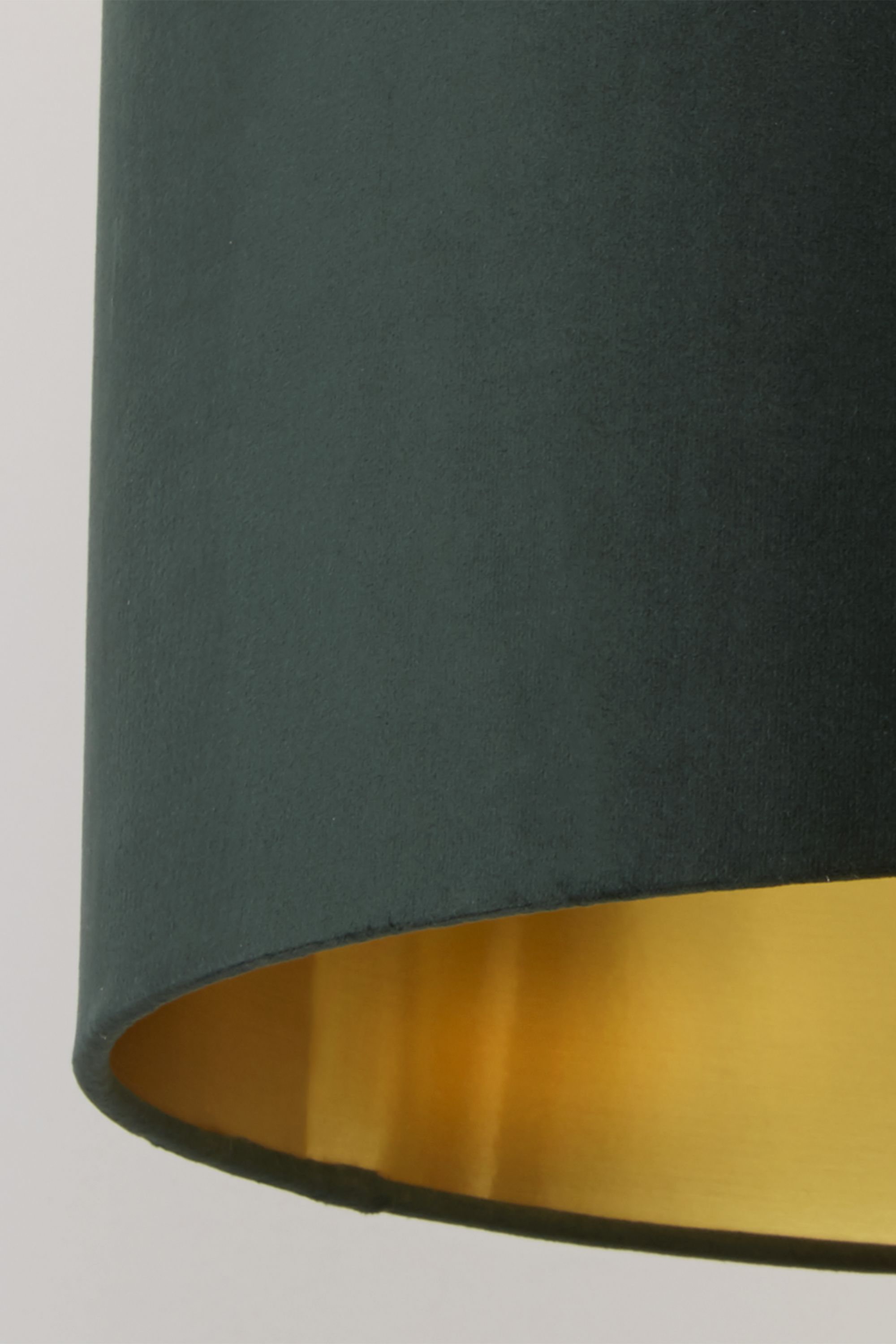 Lux&Belle Drum Shade Green Velvet and Gold Inner / 400 x 240