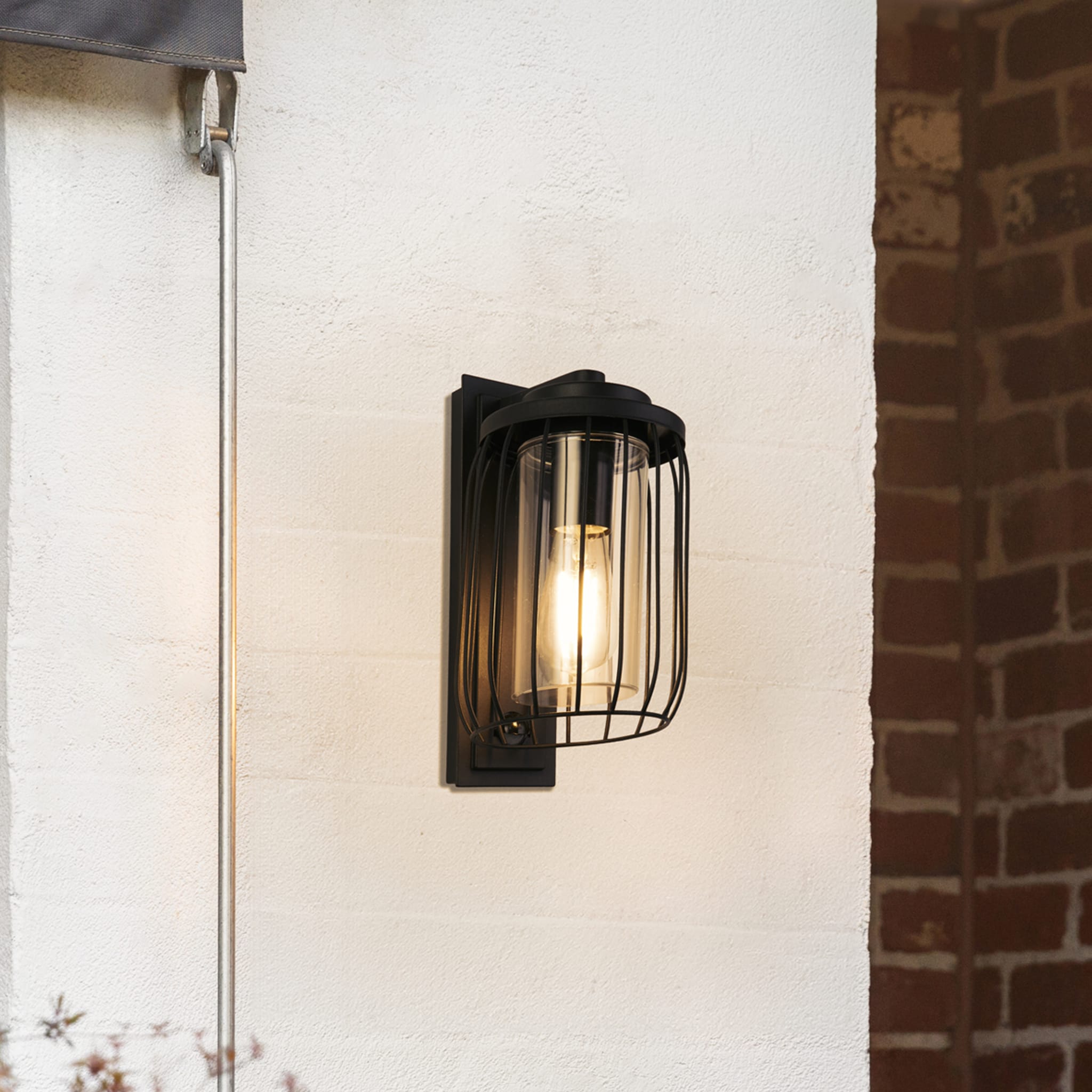 Reed 1Lt Wall Light with PIR , Black Metal and PC Shade