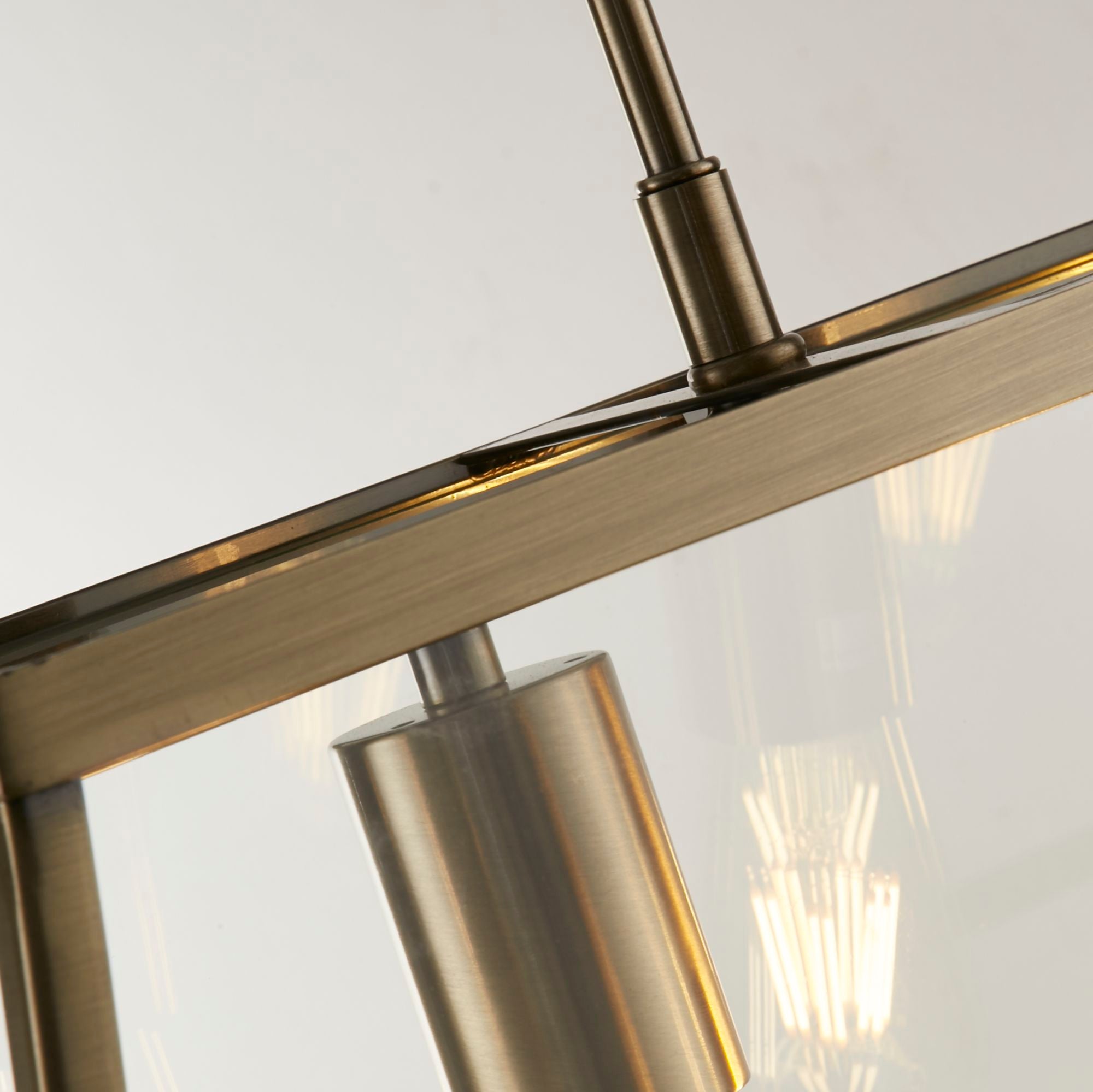 Voyager Bar Pendant - Glass Antique Brass and Clear / 3