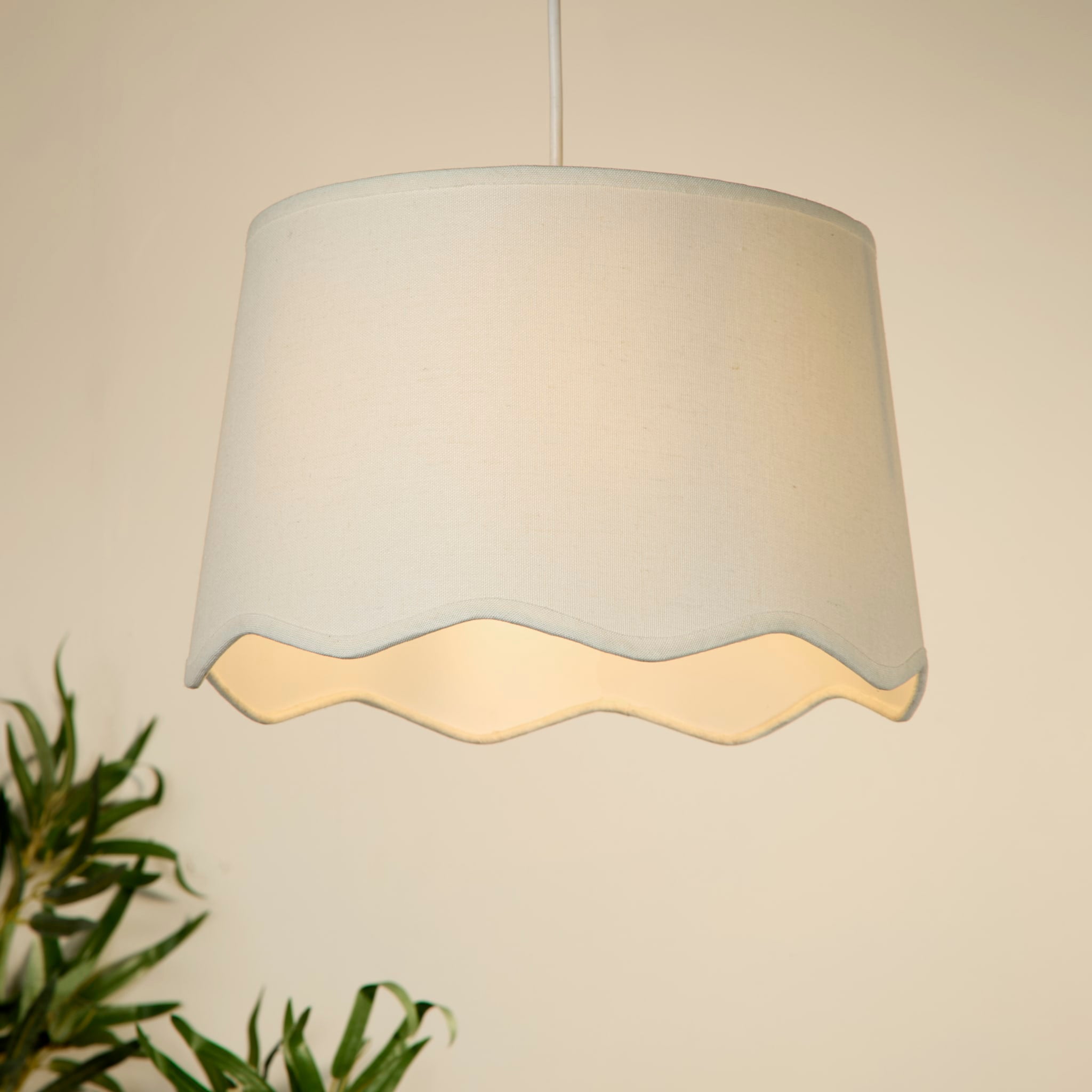Evan Ivory Scallop Linen Shade
