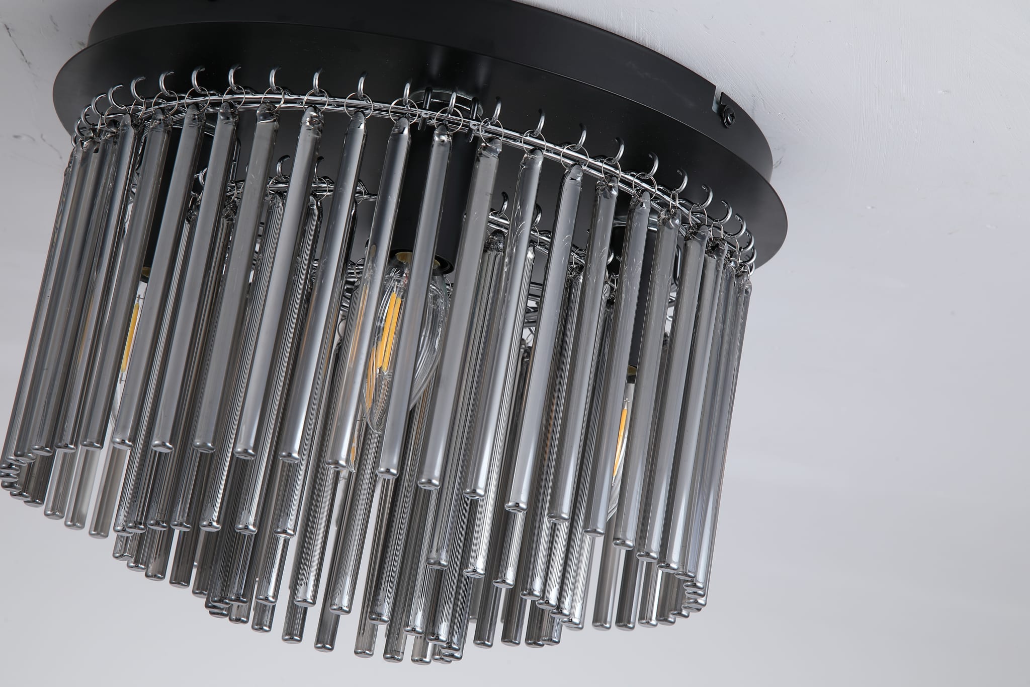 Swizzle 5Lt Flush, Matt Black Metal with Smoked Rods