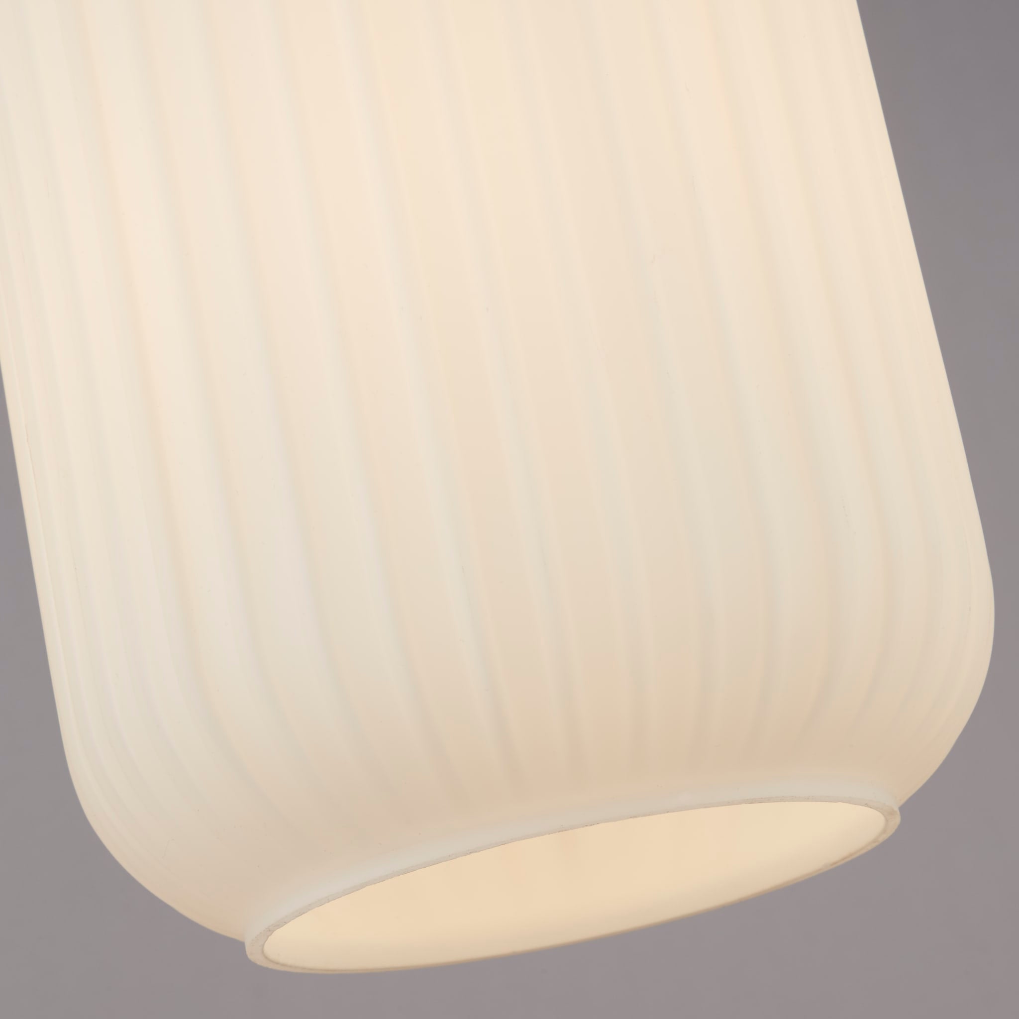 Pearl Pendant - White Frosted Glass, White Suspension