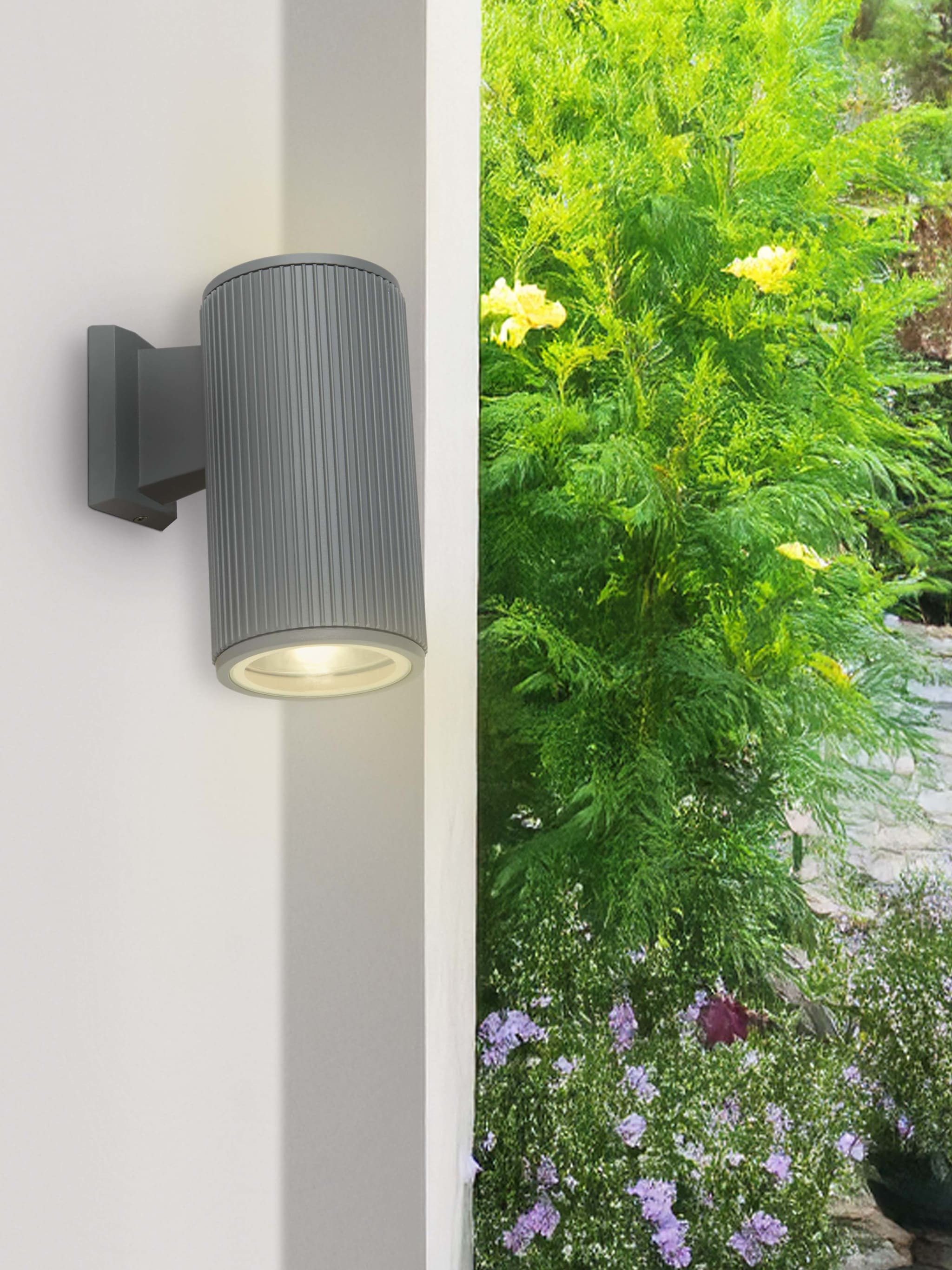 Hamburg Outdoor Wall Light - Grey Metal & Clear Glass
