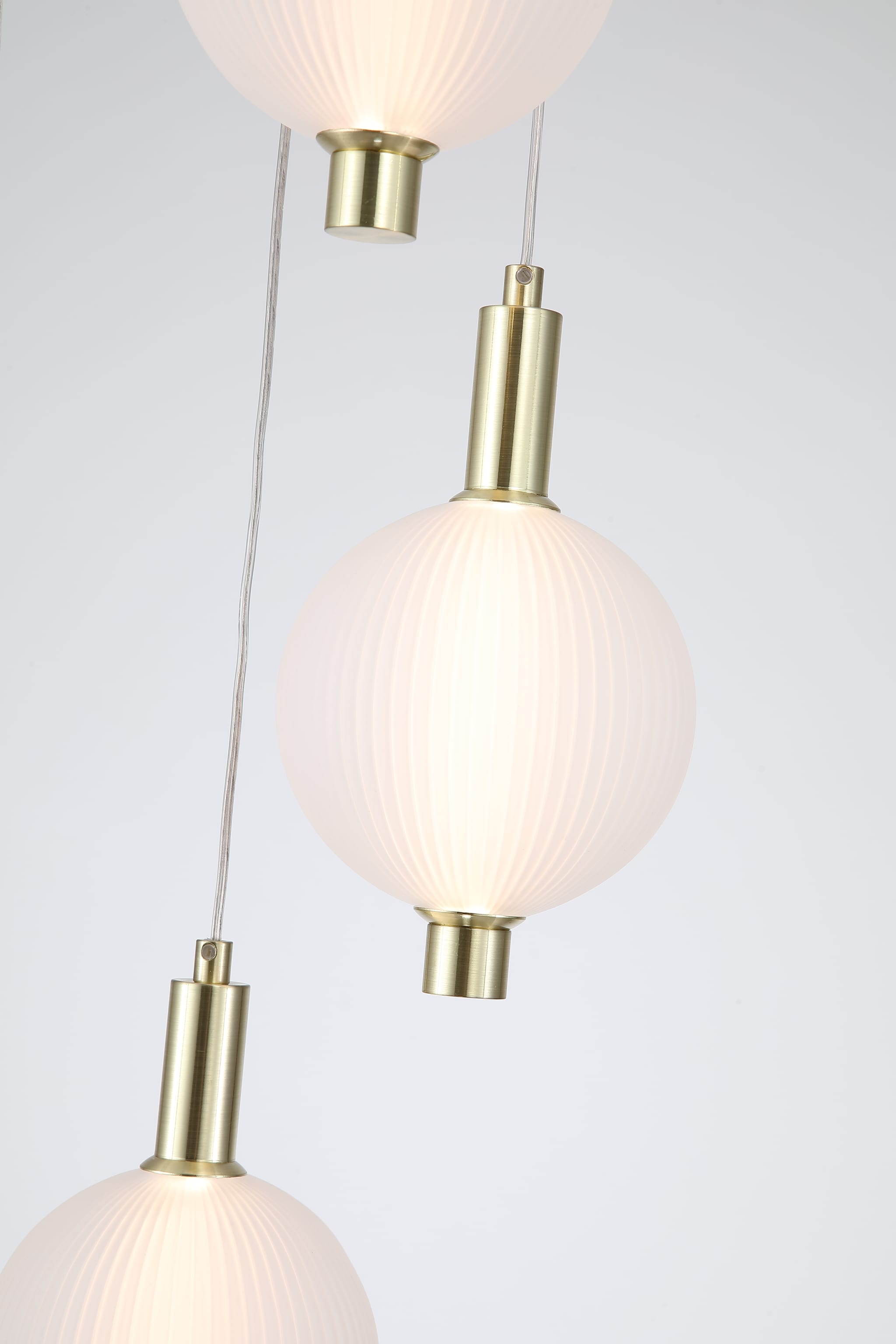 Luminique LED 5Lt Pendant, Satin Brass Metal with Glass