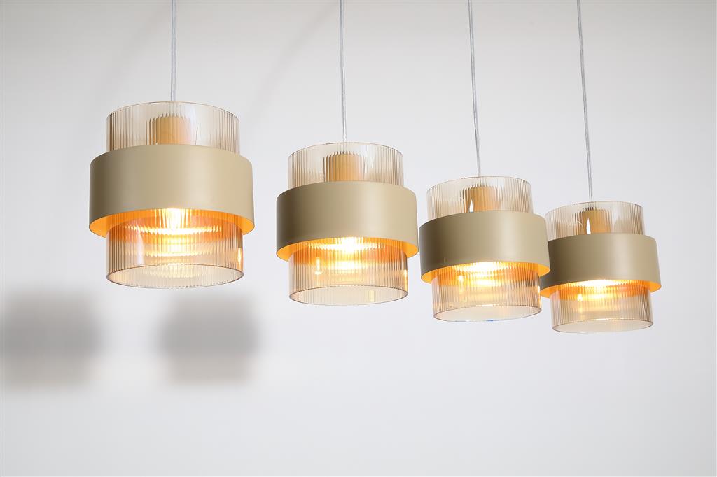 Royal 4Lt Bar Pendant, Sand Metal, Amber Ribbed Glass
