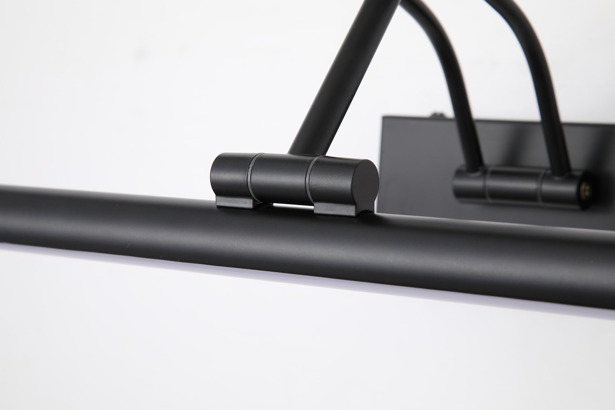 Herron Rechargeable Wall Lamp - Matt Black