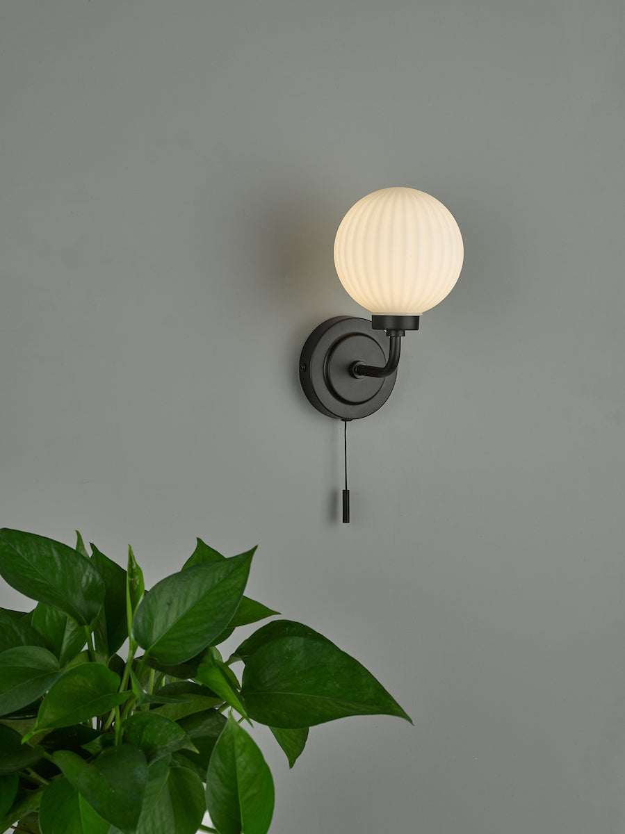 ALRIK 1LT WALL LIGHT MATT BLACK OPAL GLASS IP44