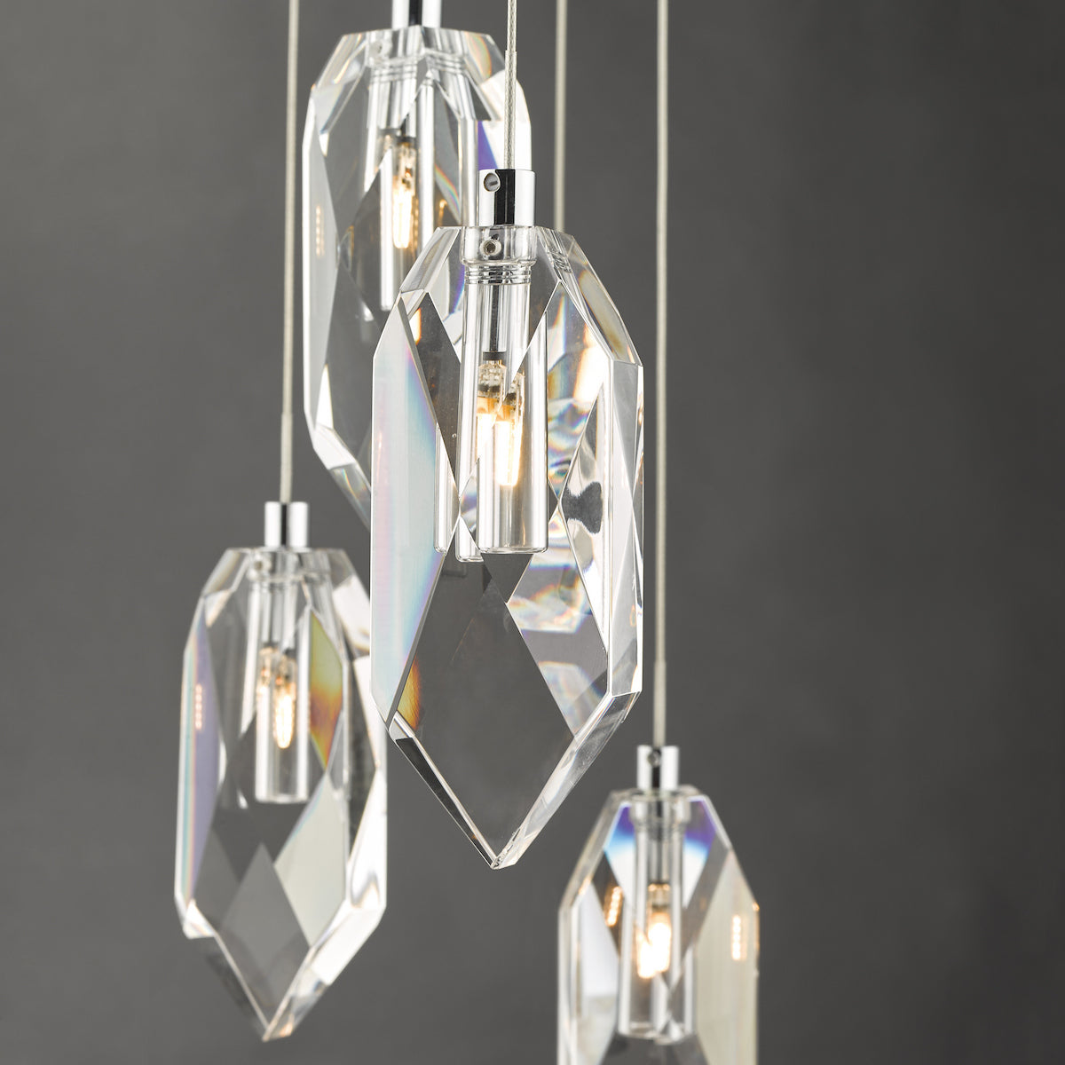CRYSTAL 12LT CLUSTER PENDANT ROCK CRYSTAL POL CHR