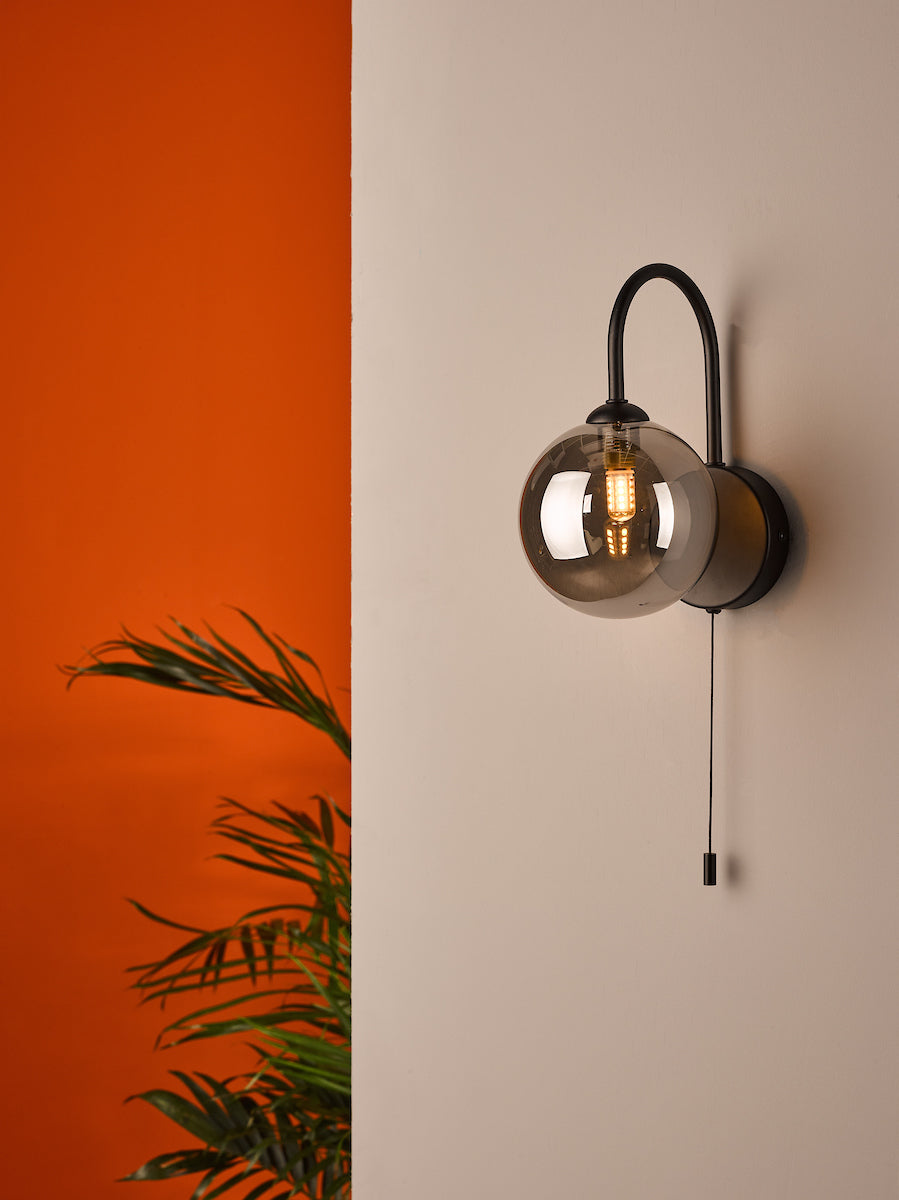 EISSA 1LT WALL LIGHT MATT BLACK MIRROR SMOKED GLAS