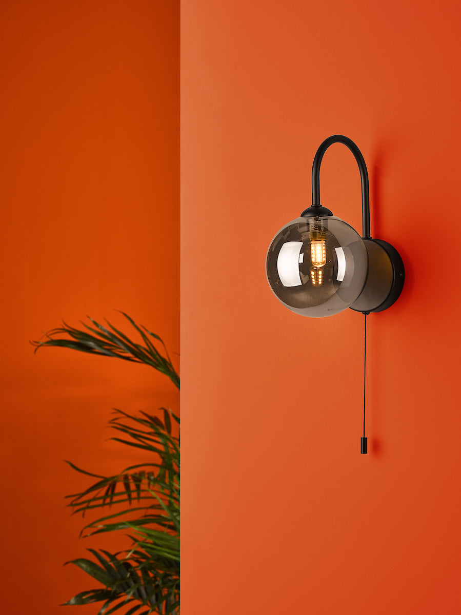 EISSA 1LT WALL LIGHT MATT BLACK MIRROR SMOKED GLAS