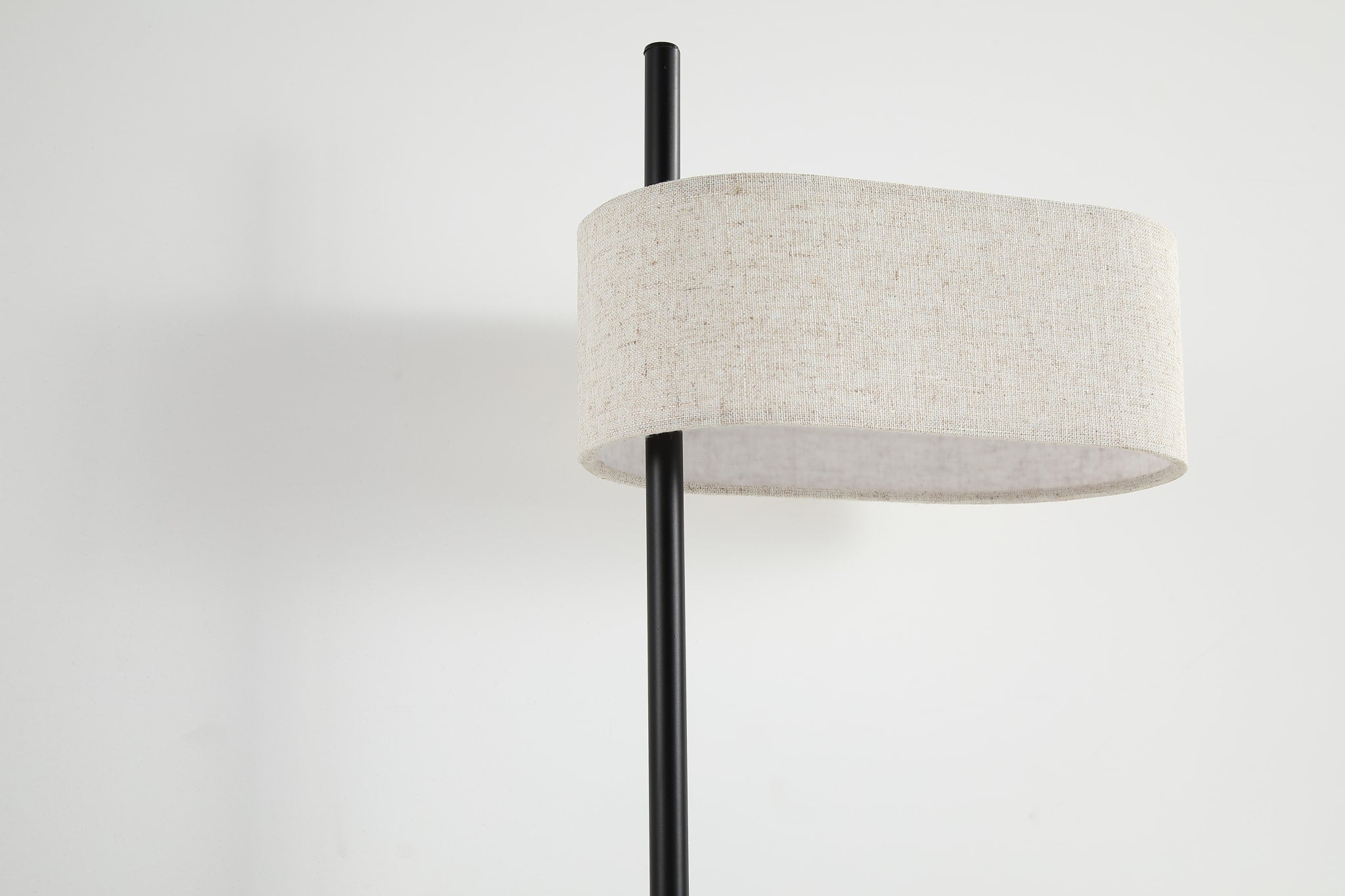 Hessian 1Lt Table Lamp, Black Metal with Linen Shade