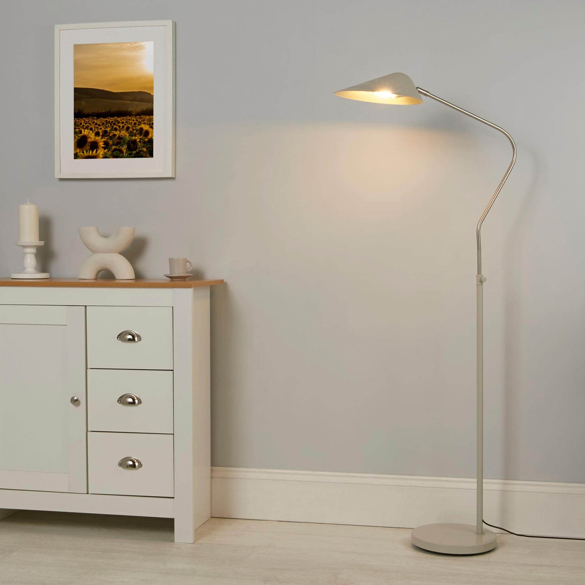 Swan Floor Lamp - Chrome & White Metal
