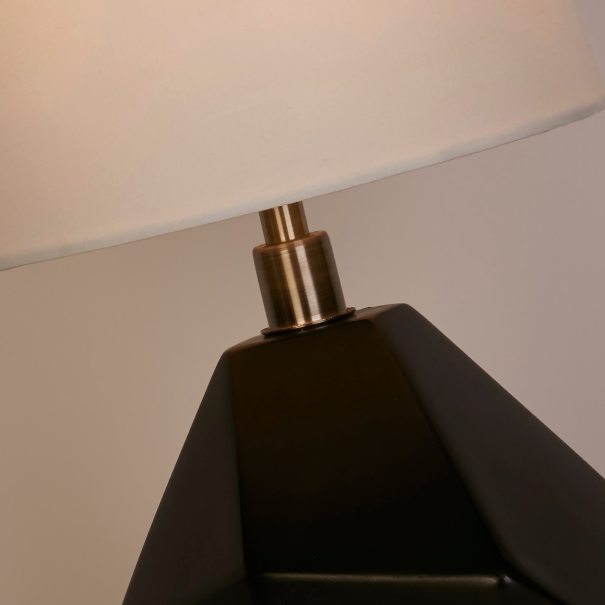 Apex 1Lt Table Lamp, Antique Brass Metal Black Resin, White