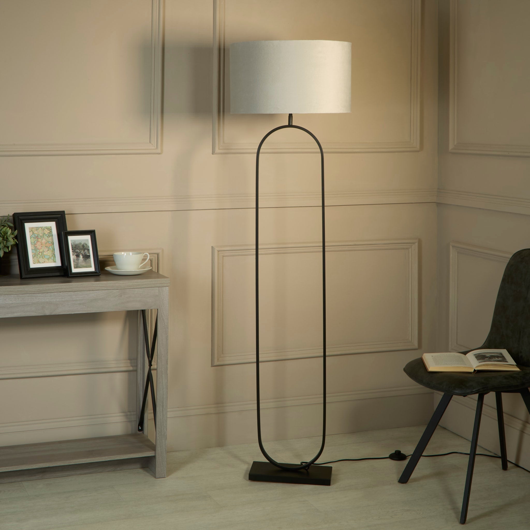 Modish Floor Lamp Black Metal with Light Grey Shade