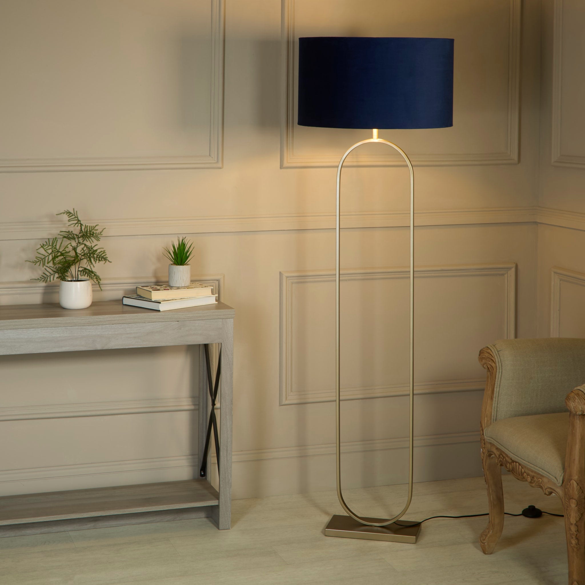 Modish Floor Lamp Bronze Metal with Navy Shade