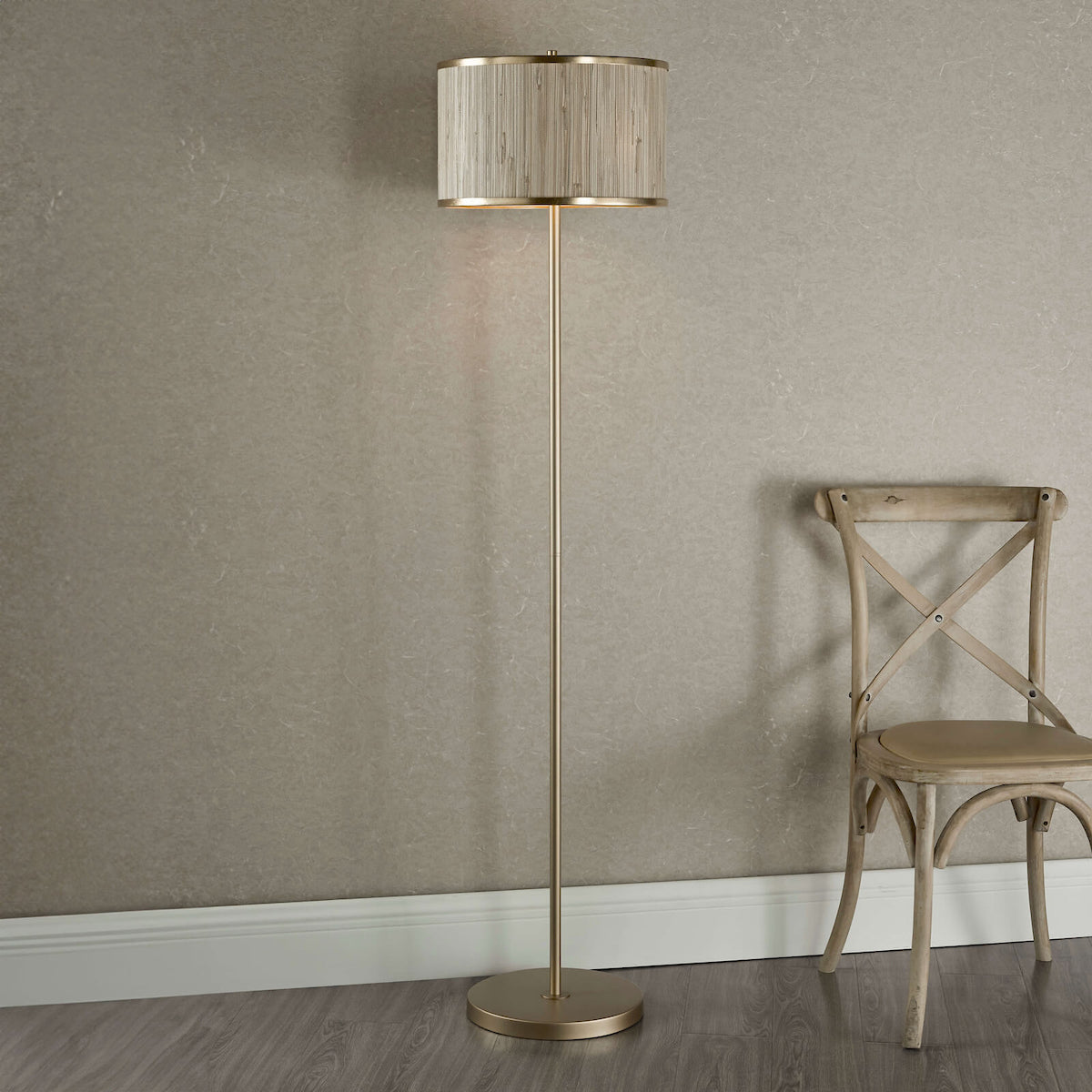 FENELLA 3LT FL GOLD WITH NATURAL SEAGRASS SHADE