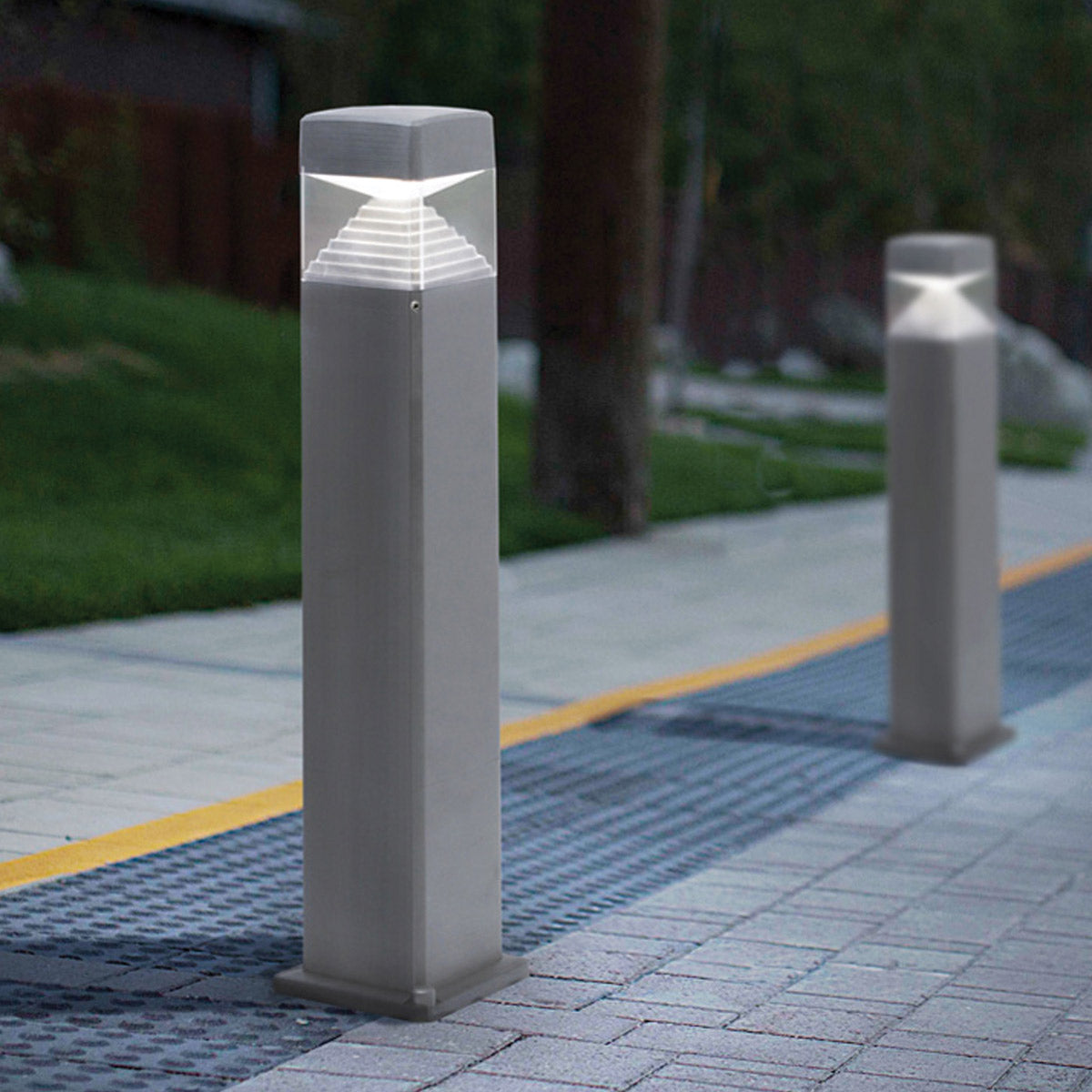 ESTER 800 BOLLARD 10W CCT GREY