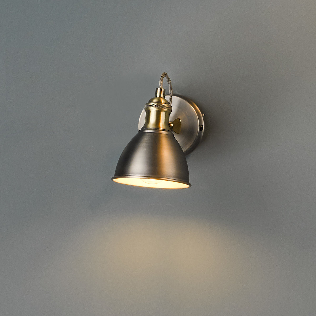 GOVERNOR 1LT PENDANT ANT CHR ANT BRA