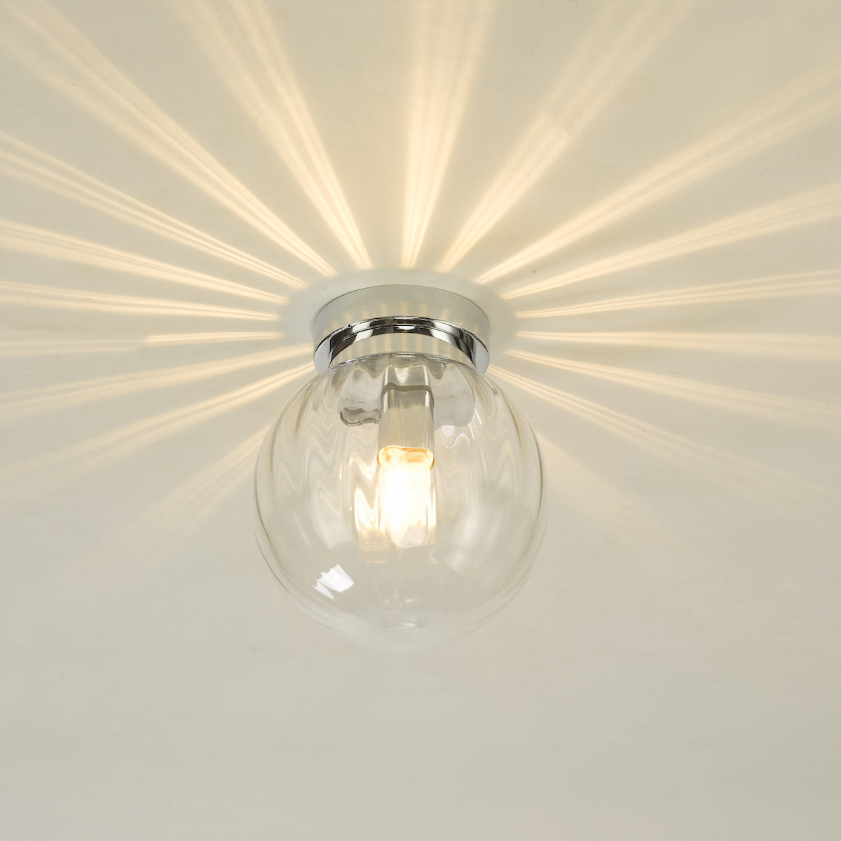 KAVI 1LT FLUSH POLISHED CHROME RIBBED GLASS IP44