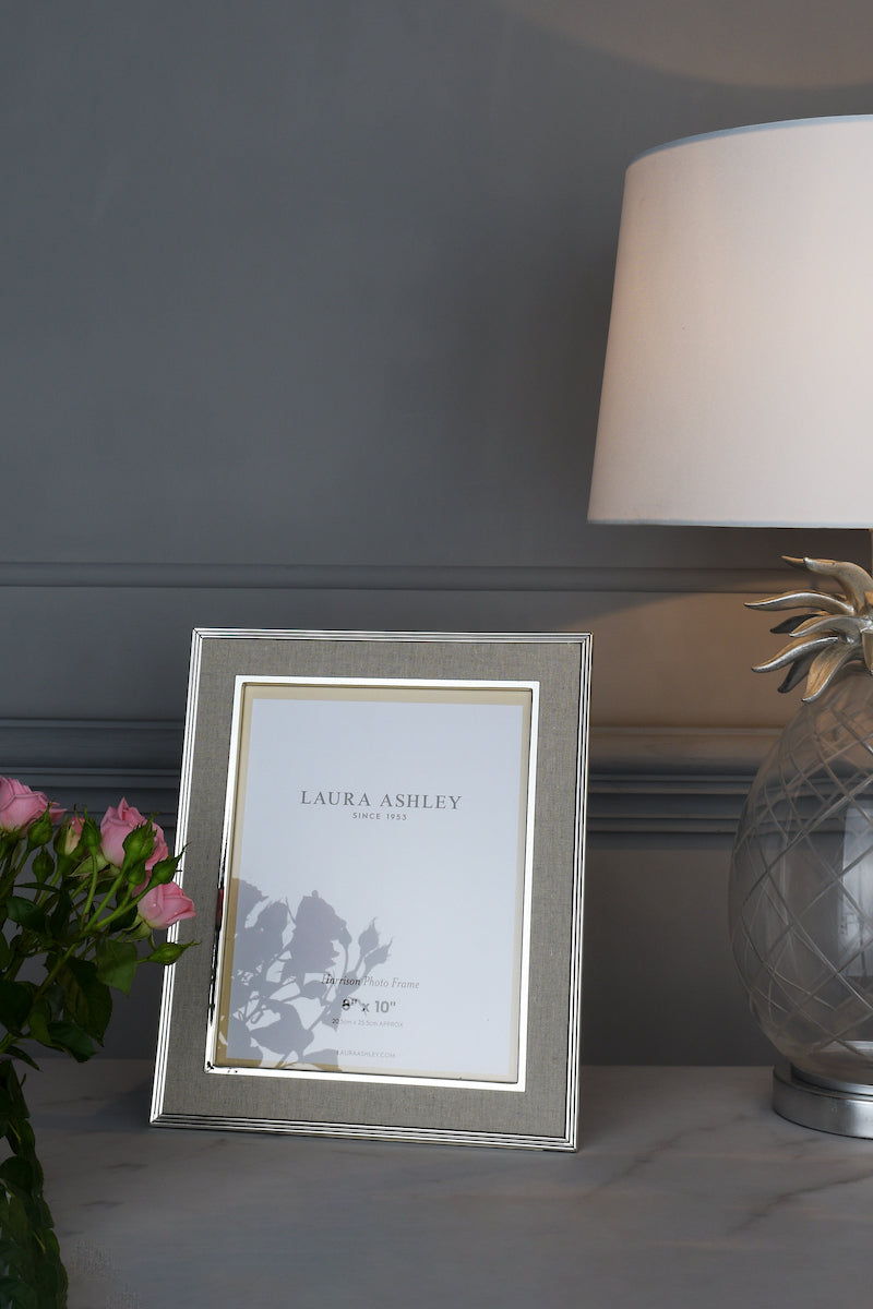 8" X 10" Photo Frame Polished Silver & Linen
