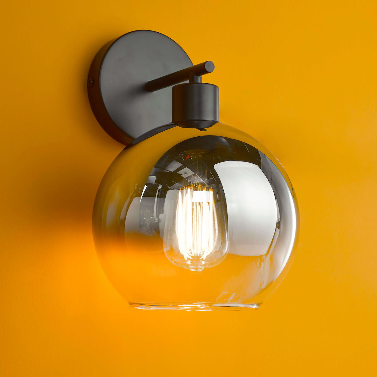 LYCIA 1LT W/LT BLACK MIRROR OMBRE GLASS