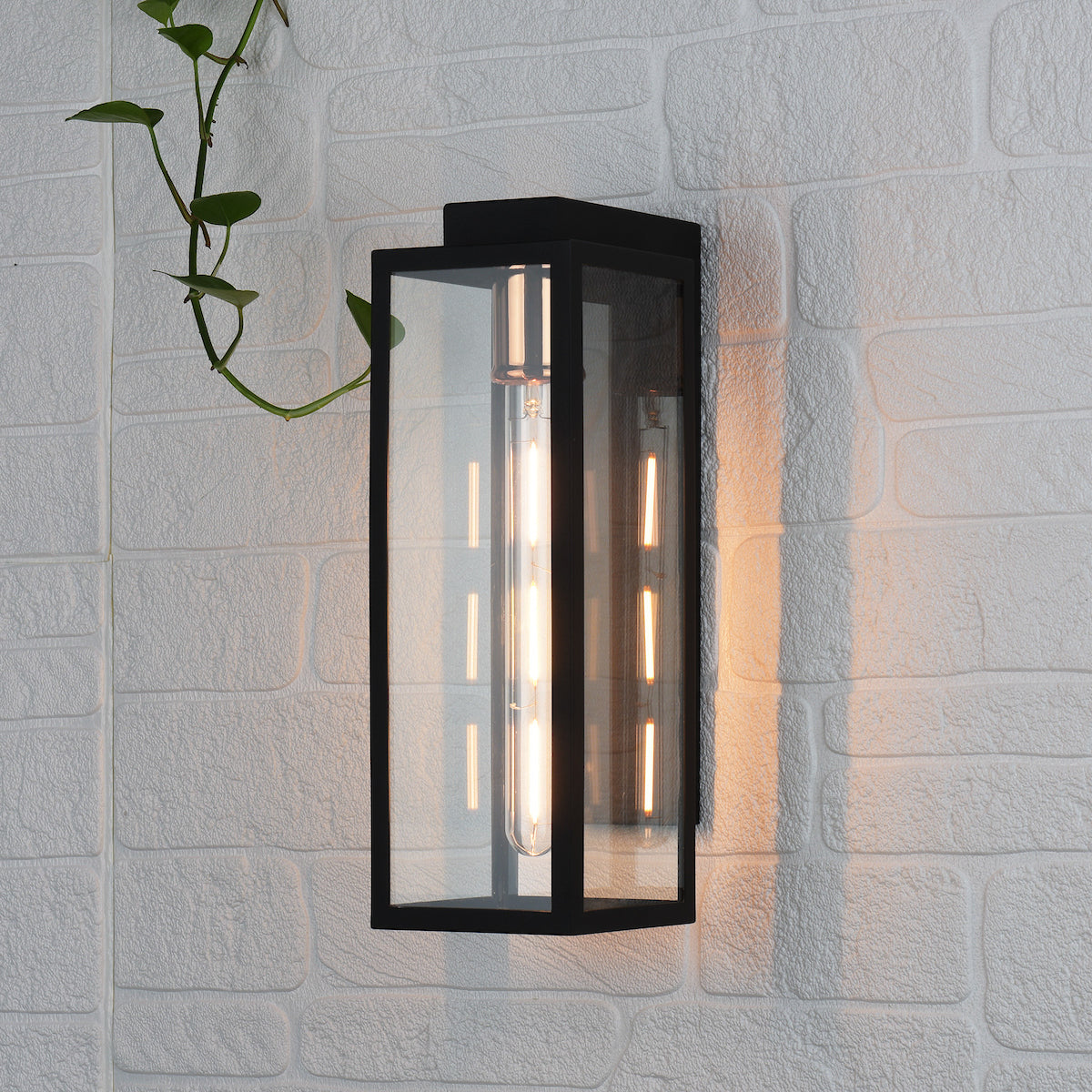 NAXOS 1LT W/LT BLK IP43