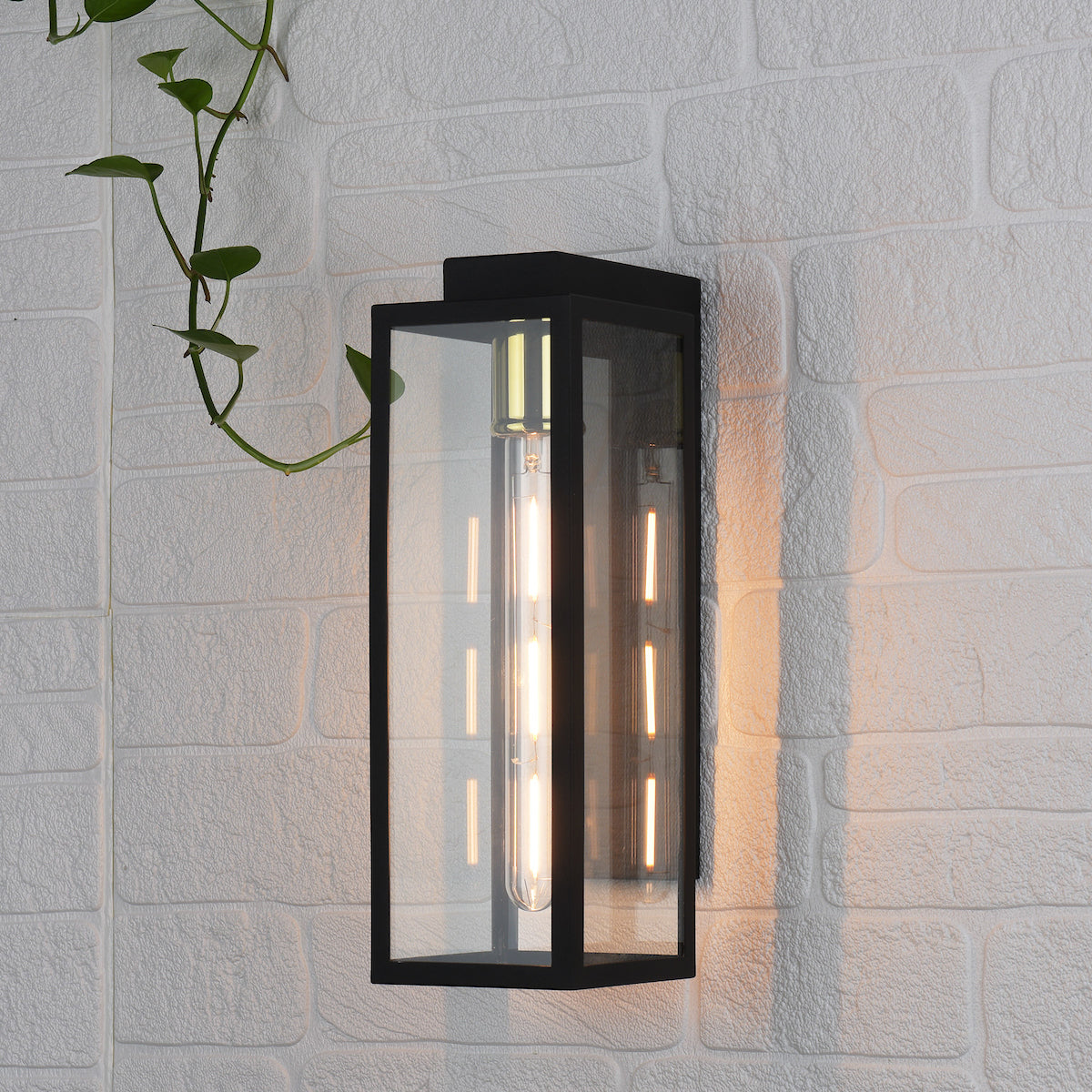 NAXOS 1LT W/LT BLK IP43