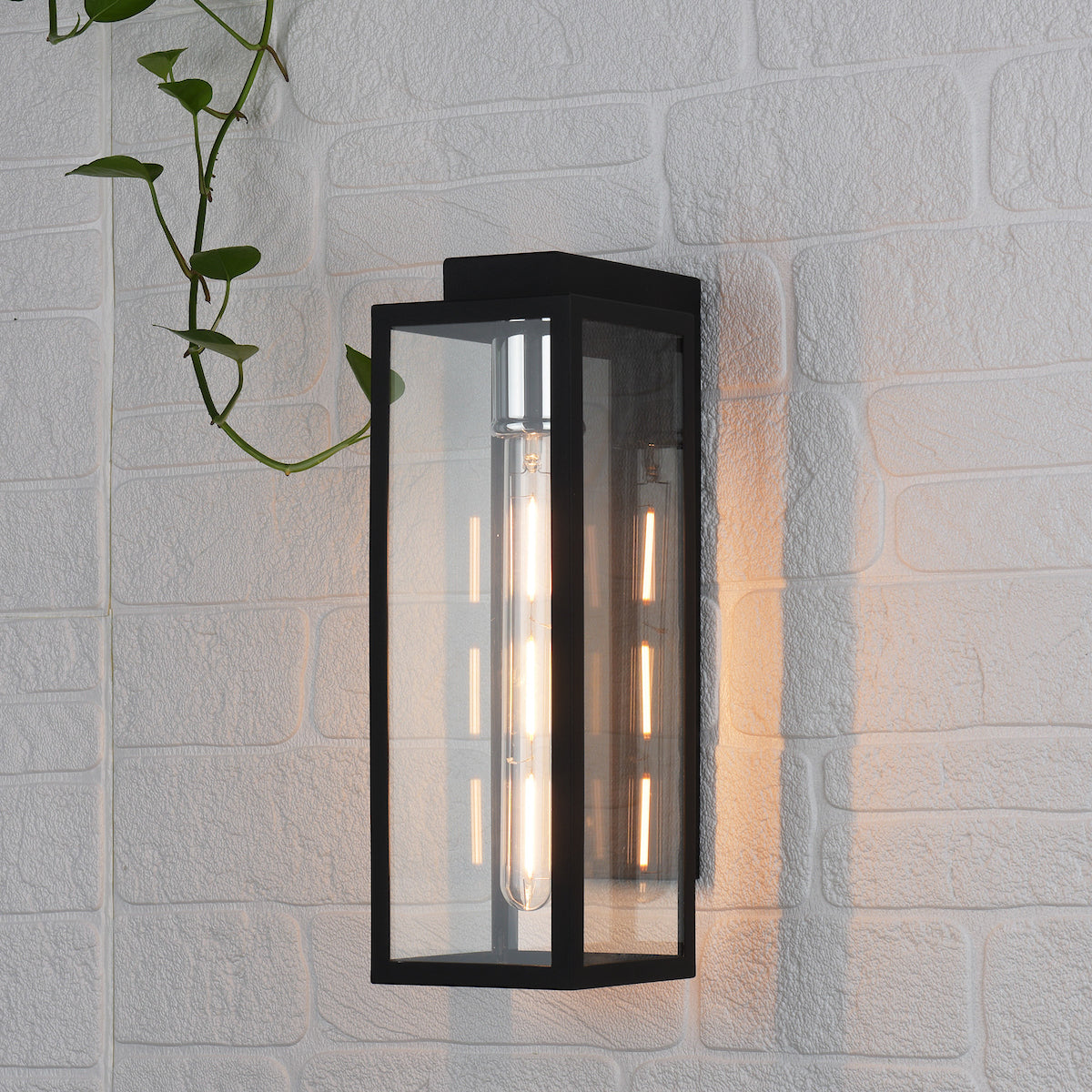 NAXOS 1LT W/LT BLK IP43