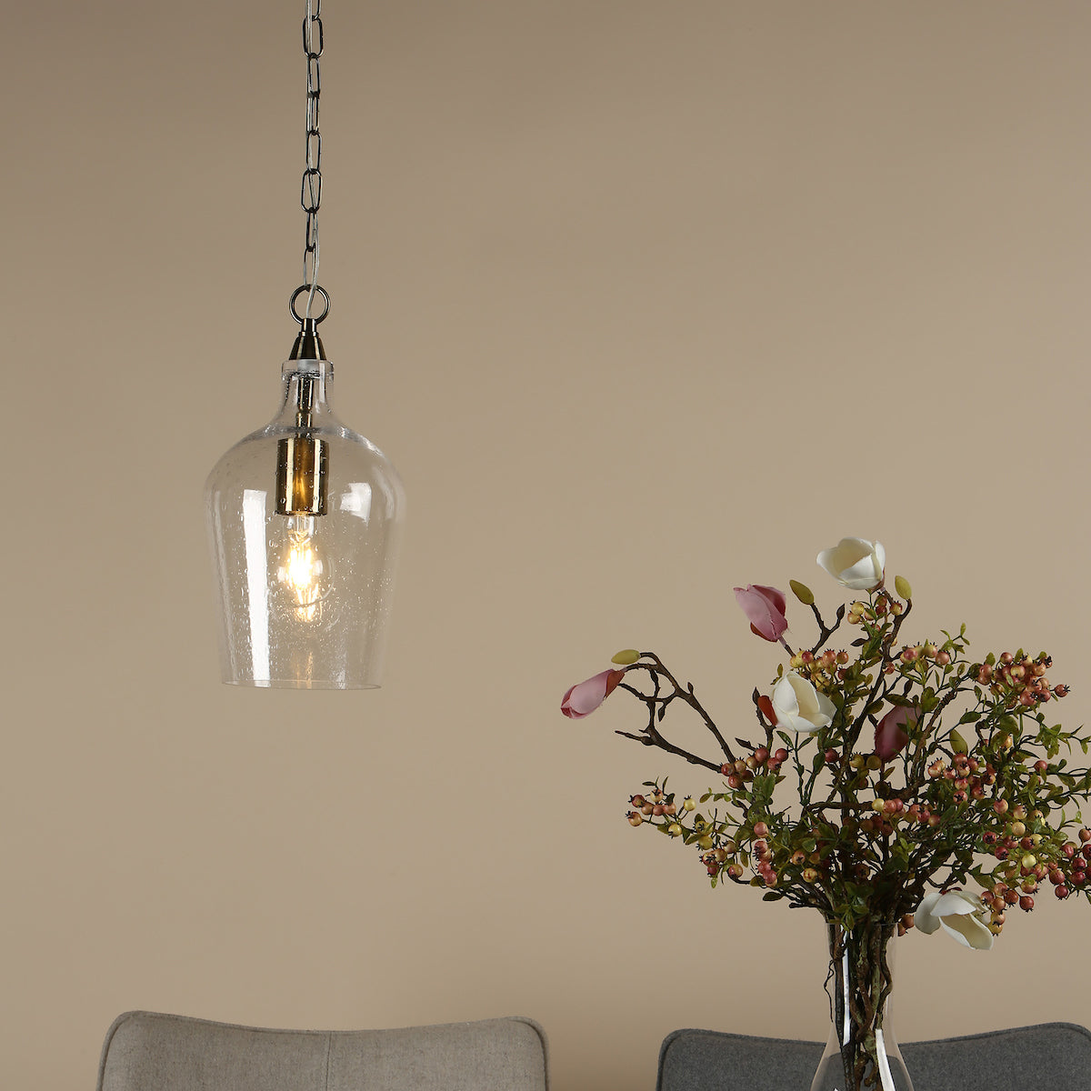 NIDA 1LT PENDANT ANTIQUE BRASS SEEDED GLASS