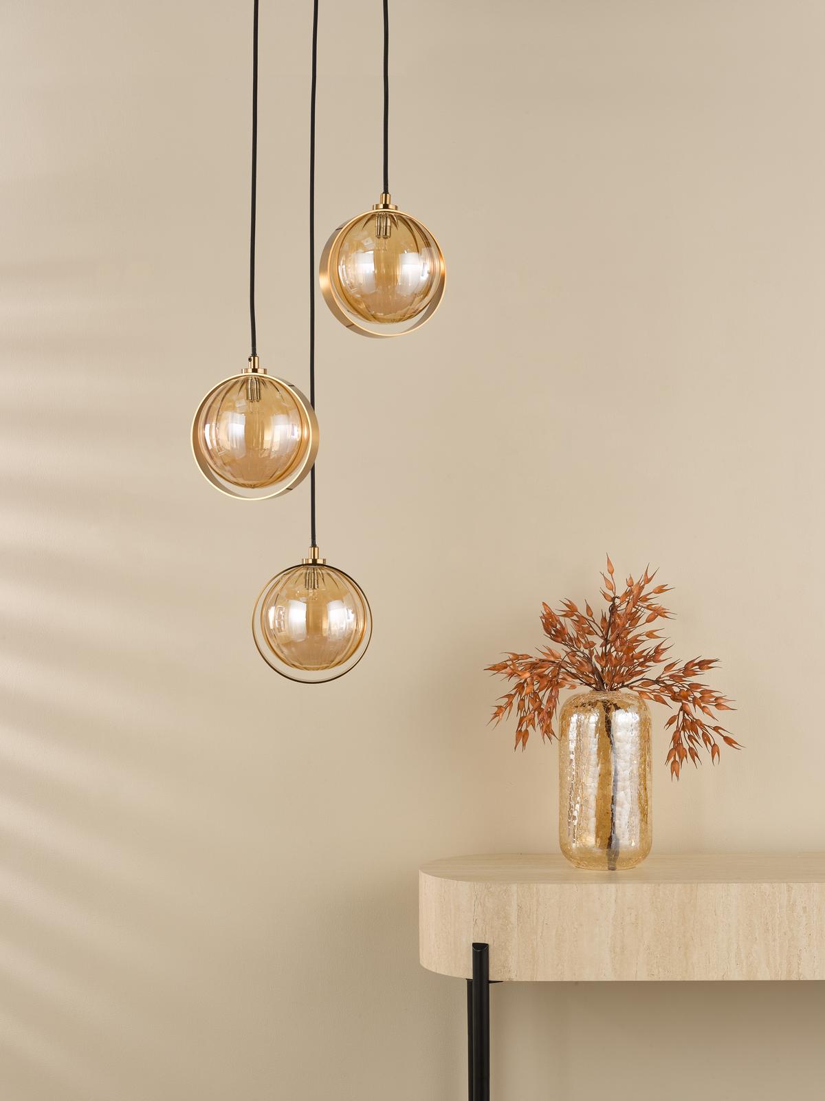 https://cdn.pimber.ly/public/asset/export/633192f7d69875001b74acfc/1273e2a9/68b17c8eb5f84ff668b5ee8d/ce6d88a7/OPH0335_0.jpg.jpeg