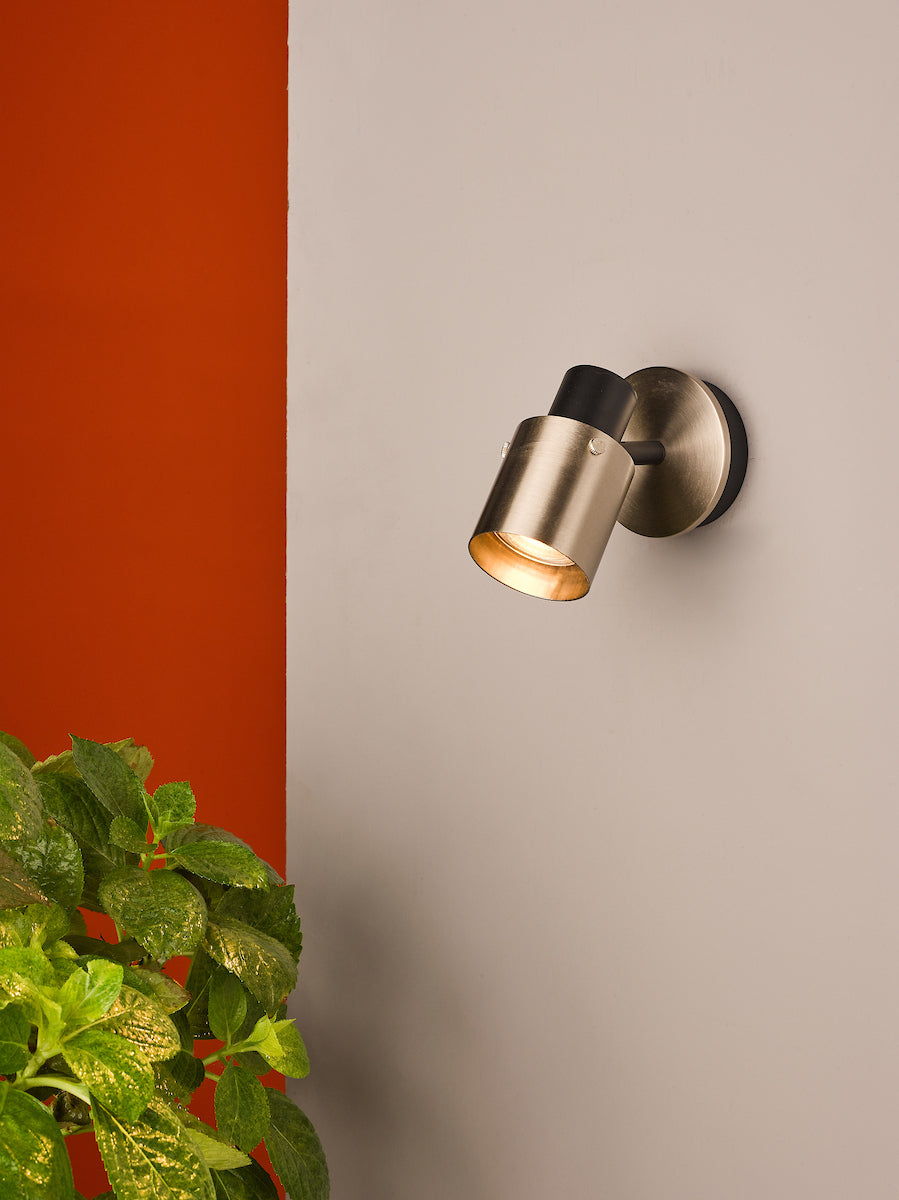 RYAN SINGLE SPOTLIGHT BRUSHED NICKEL MATT BLACK