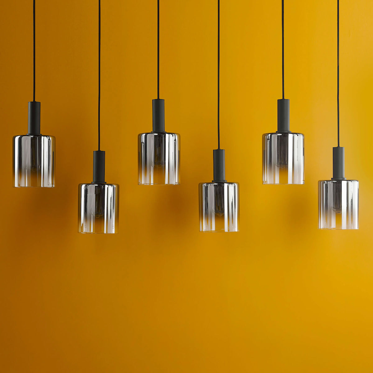 SAVANNAH 6LT BAR PENDANT BLACK SMOKED GLS