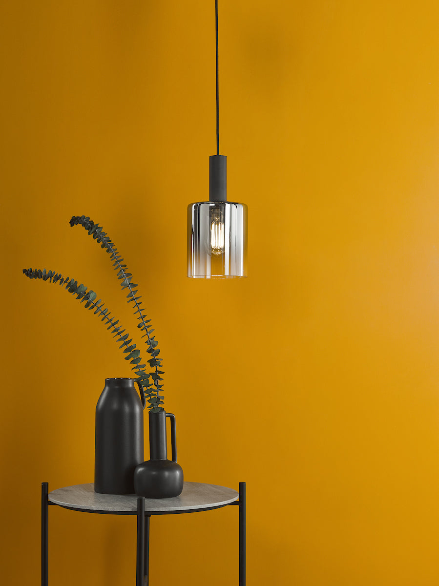 SAVANNAH 1LT PENDANT BLACK SMOKED GLS