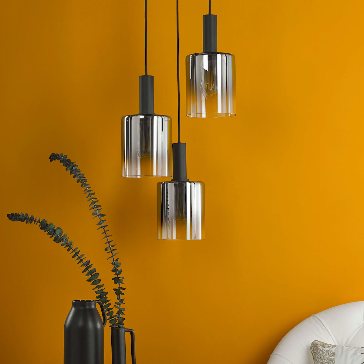 SAVANNAH 3LT CLUSTER PENDANT BLACK SMOKED GLS