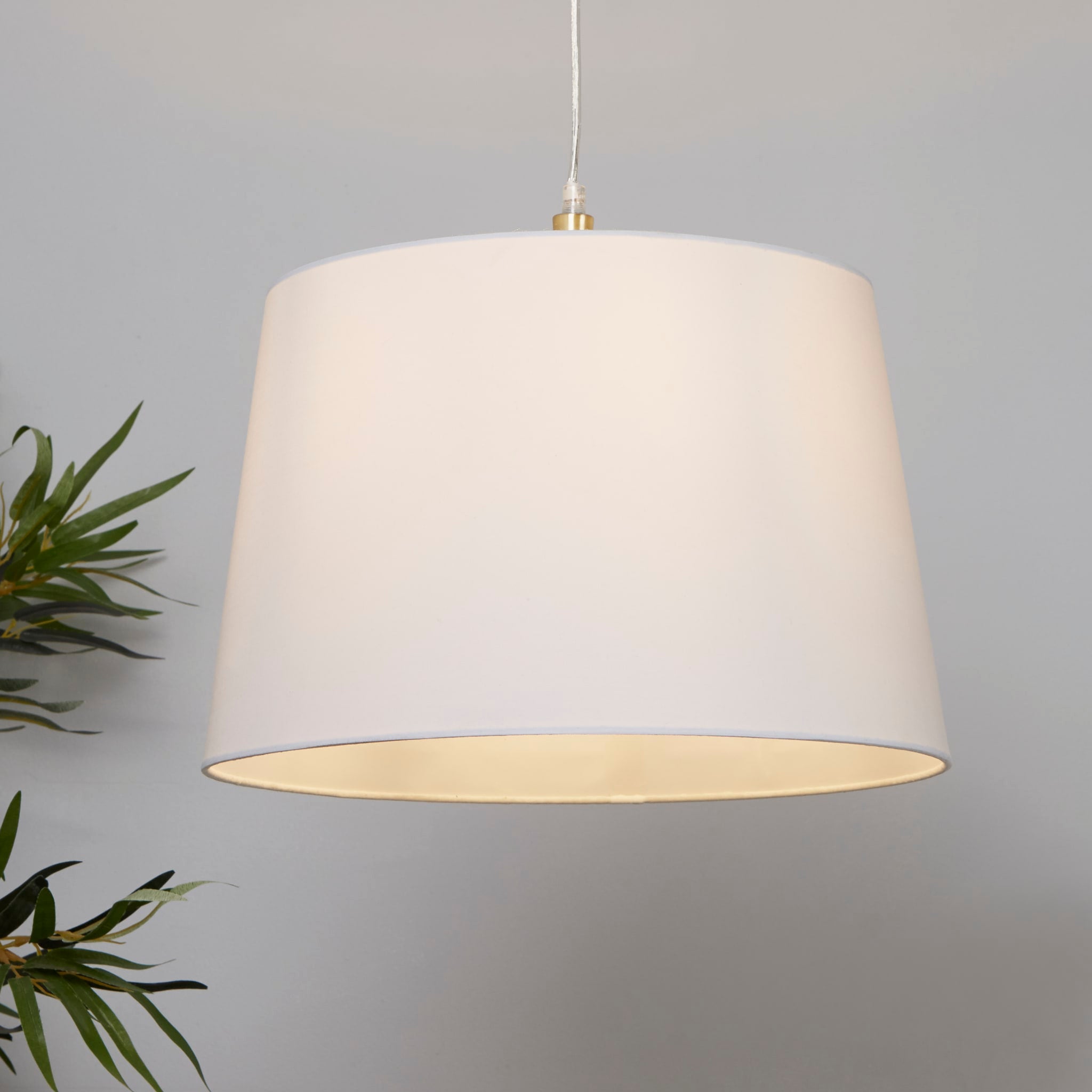 TC TAPERED SHADE 40CM WHITE