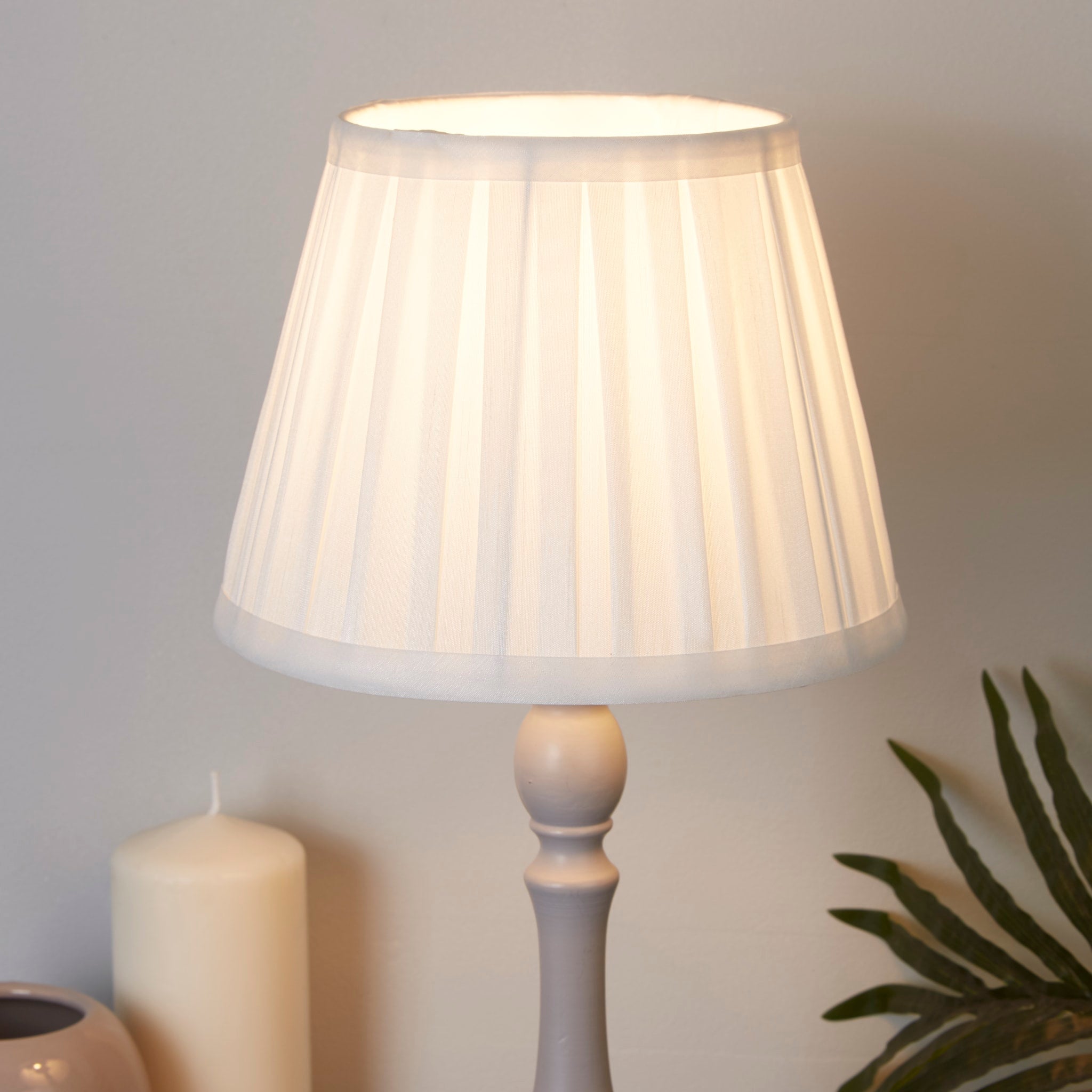 Raye Taper Pleat Silk Shade 20Cm White