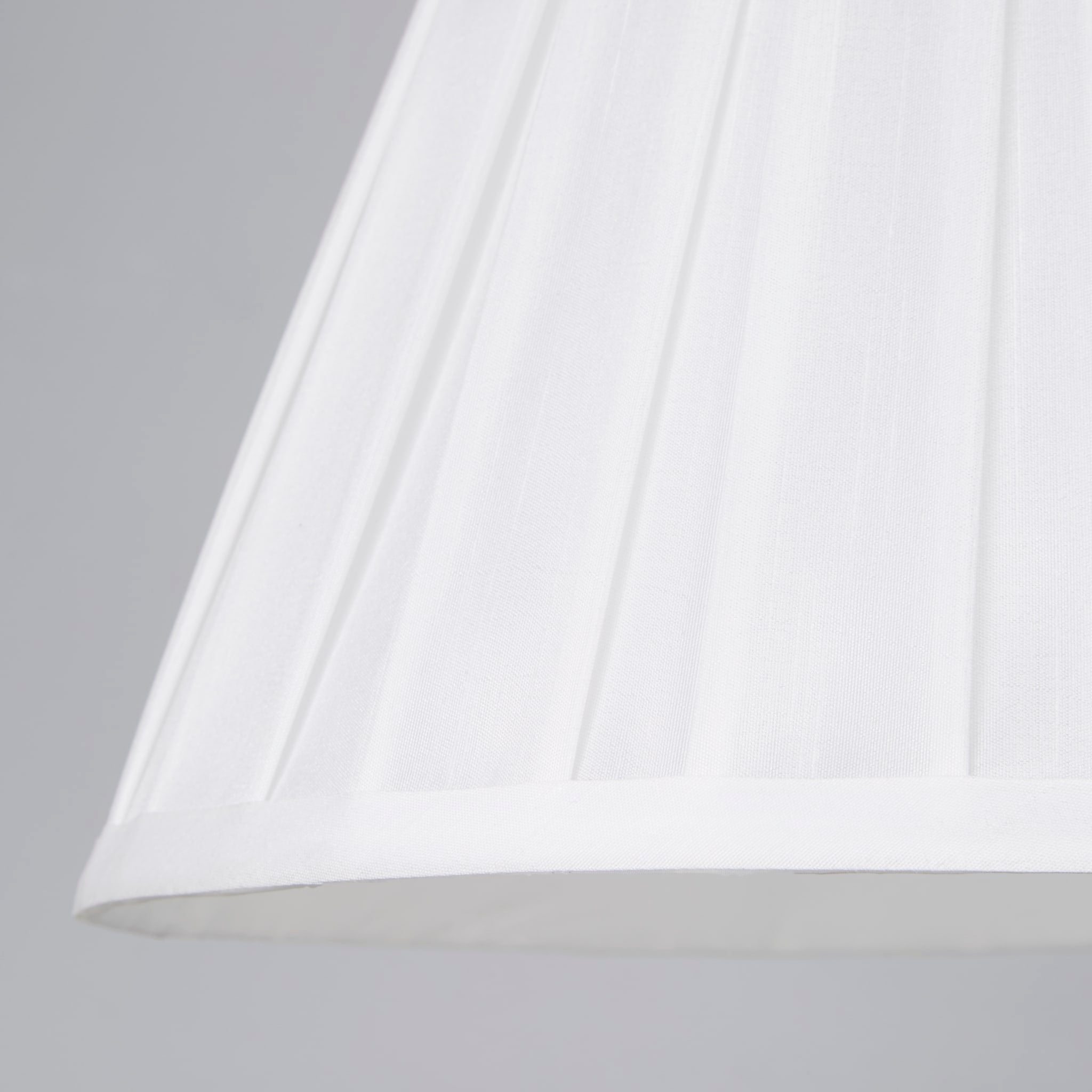 Raye Taper Pleat Silk Shade 30Cm White