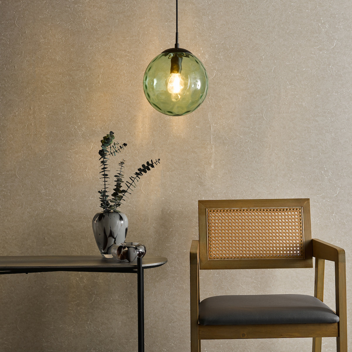 RIPPLE 1LT PENDANT BLACK WITH GREEN RIPPLE GLASS