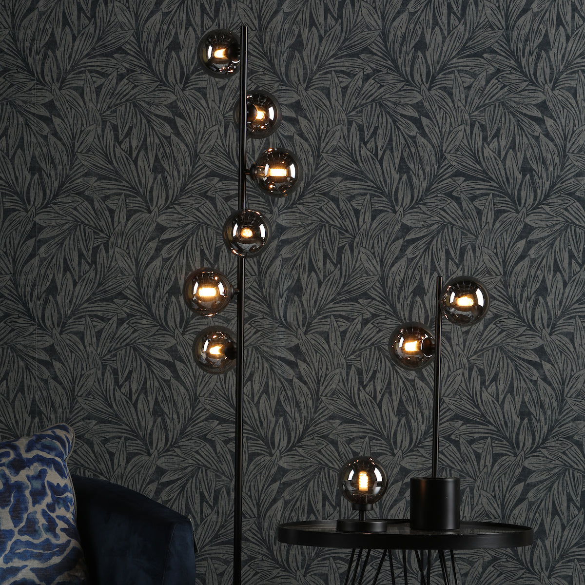 SPIRAL 6LT FLOOR LAMP BLACK CW SMOKED GLS