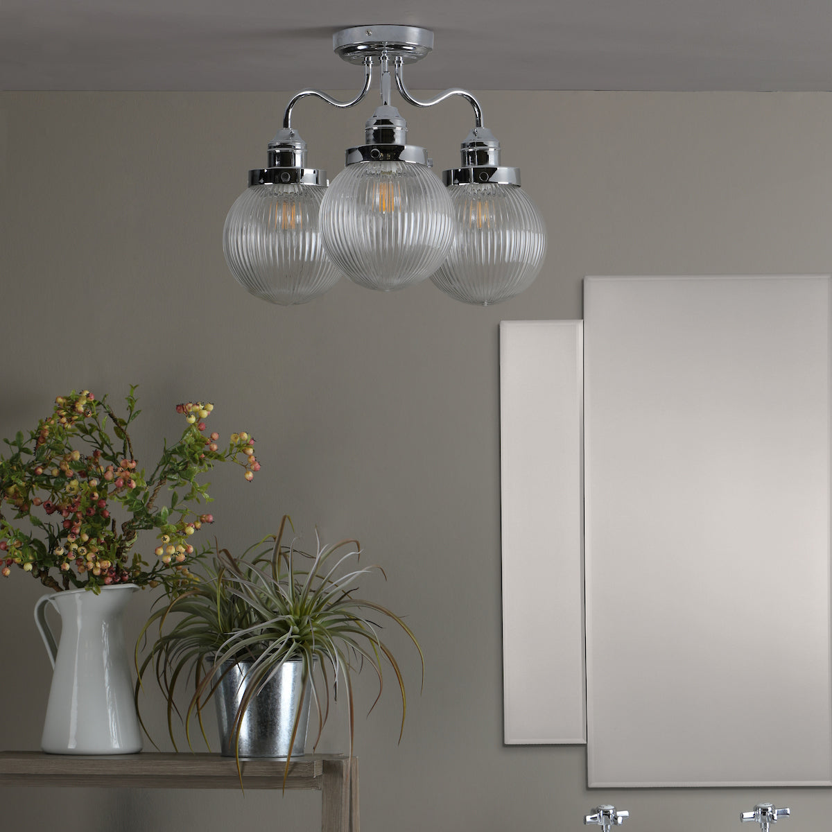 TAMARA 3LT SEMI FLUSH POL CHR/ CLEAR IP44
