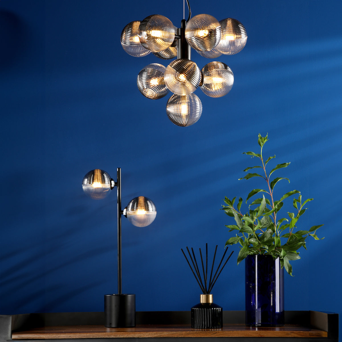 VINE 10LT TREE PENDANT BLACK CW SMOKED/CLR GLS