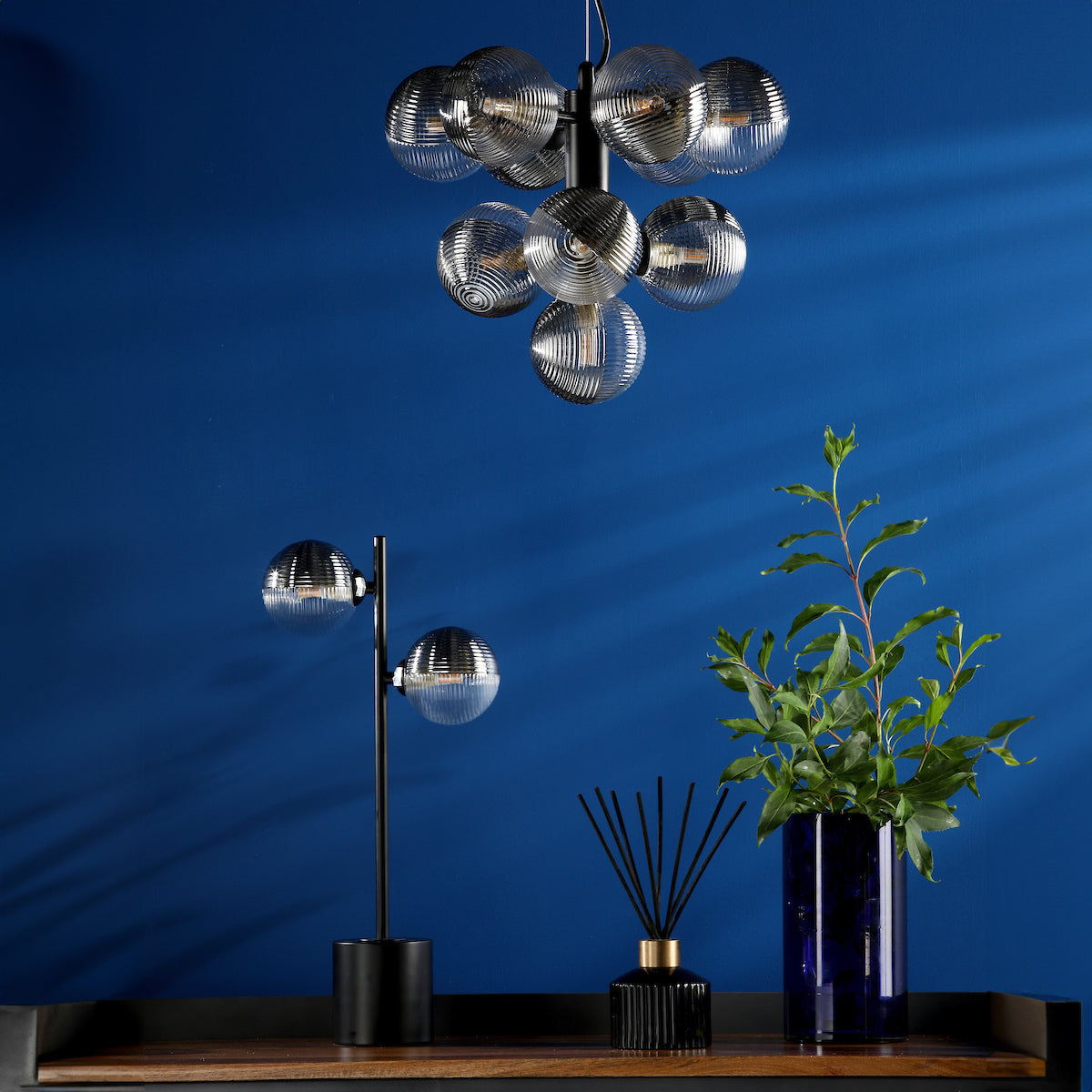 VINE 10LT TREE PENDANT BLACK CW SMOKED/CLR GLS