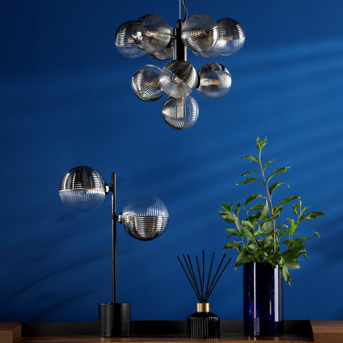VINE 10LT TREE PENDANT BLACK CW SMOKED/CLR GLS